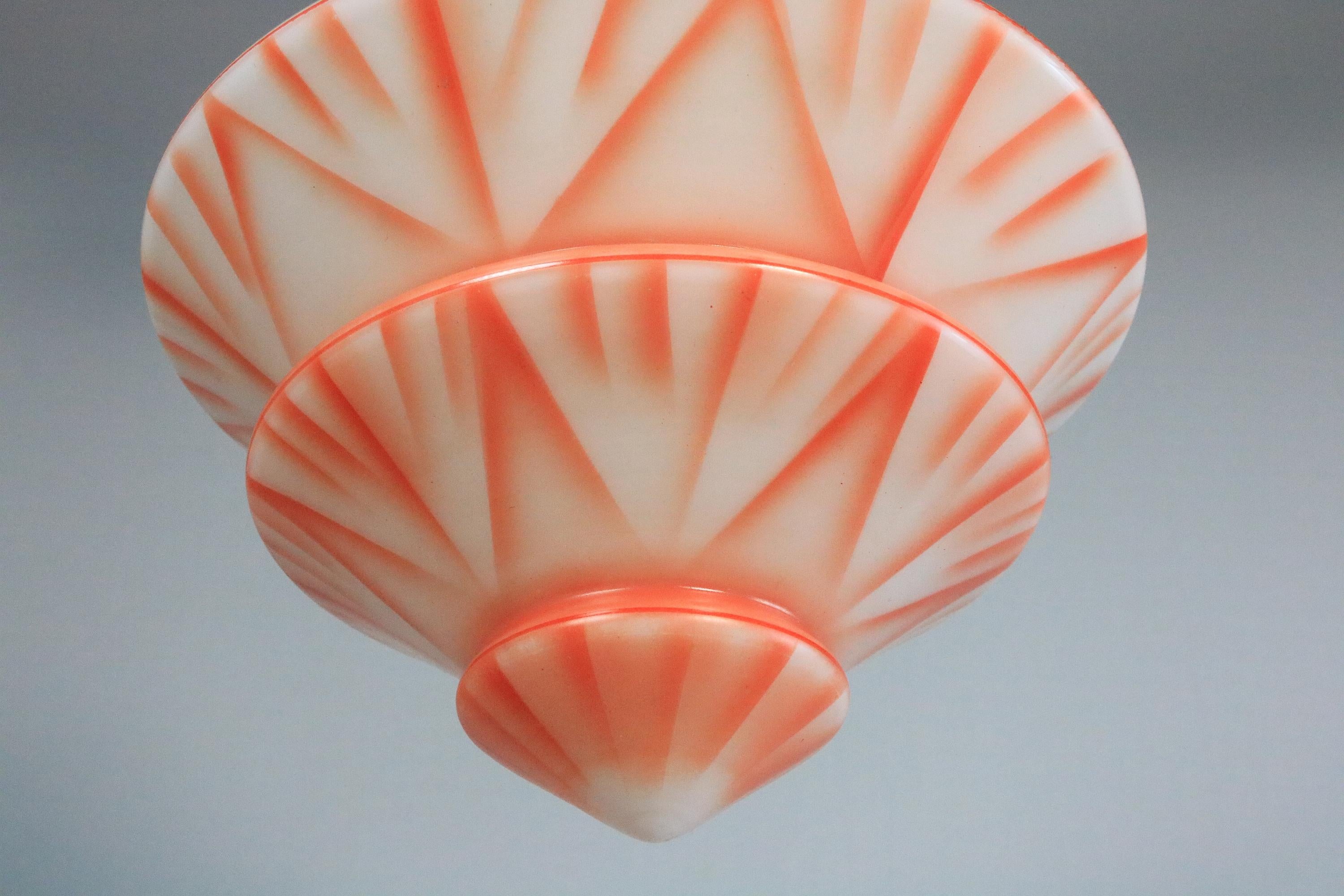 Lampe suspendue Art déco d'origine, très décorative, années 1920 Bon état - En vente à Berlin, BE