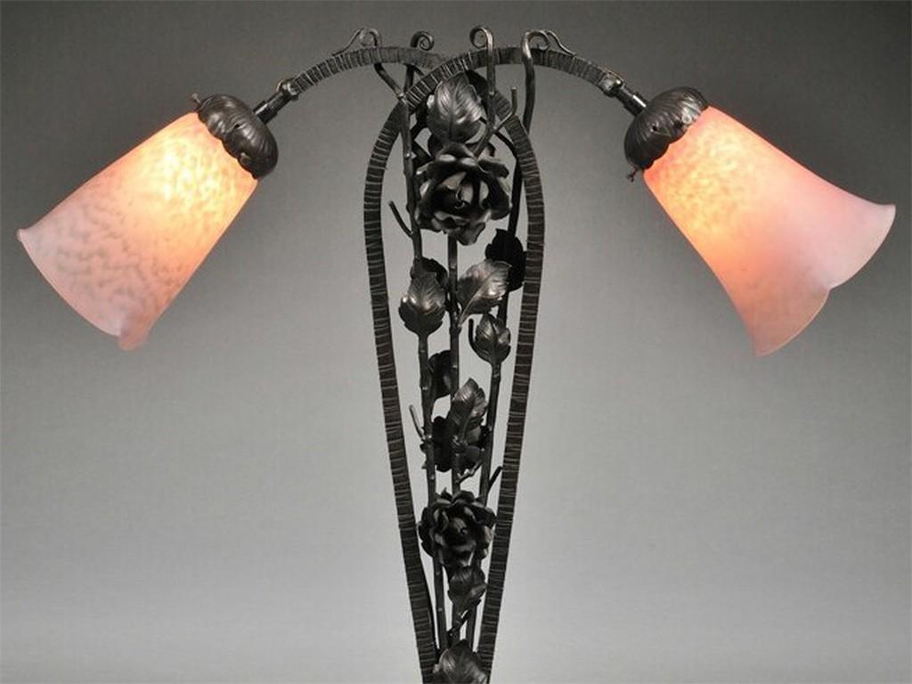 Original Große Deluxe European Double Lily-Schirm-Lampe Charles Schneider, Art déco, Groß für Damen oder Herren im Angebot