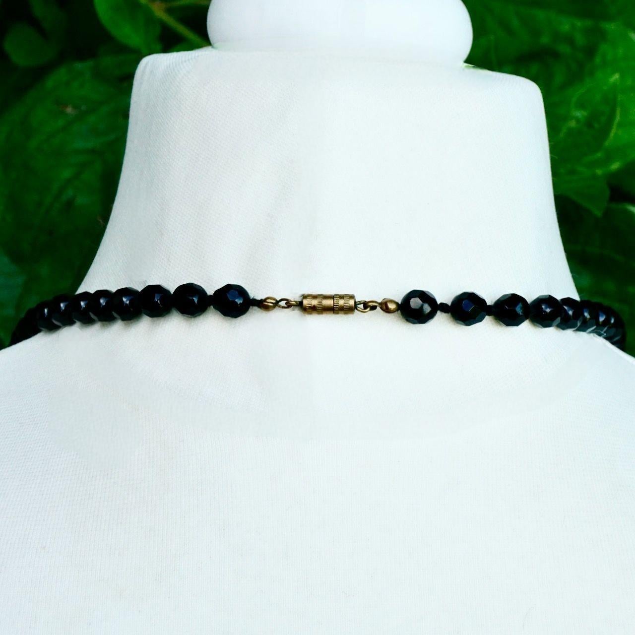 Original Art Deco Long Hand Cut French Jet Beads Flapper Necklace circa 1920s For Sale 1