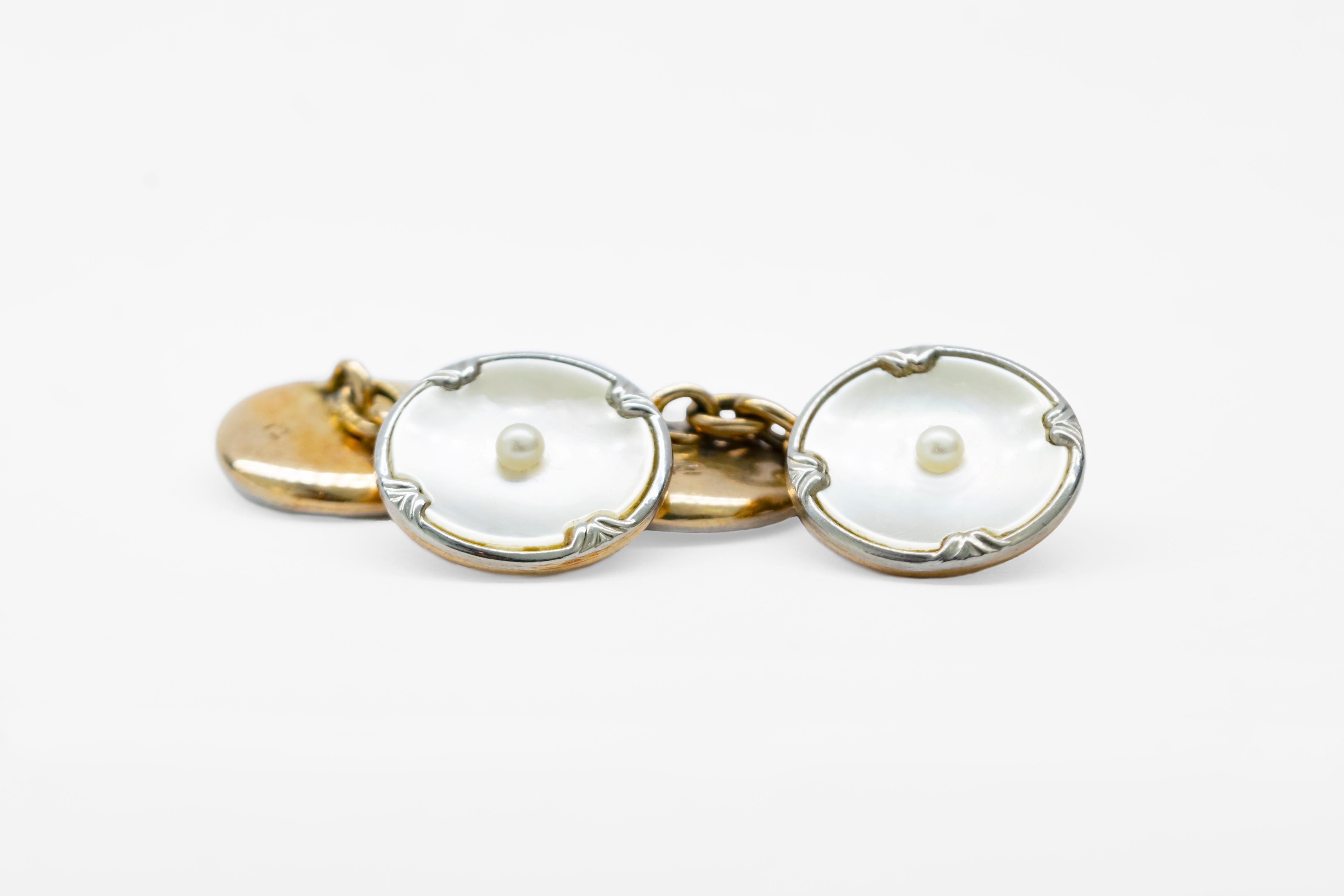 Art Deco Mother-of-Pearl and Gold Tuxedo Suite of Cufflinks In Good Condition For Sale In London, London