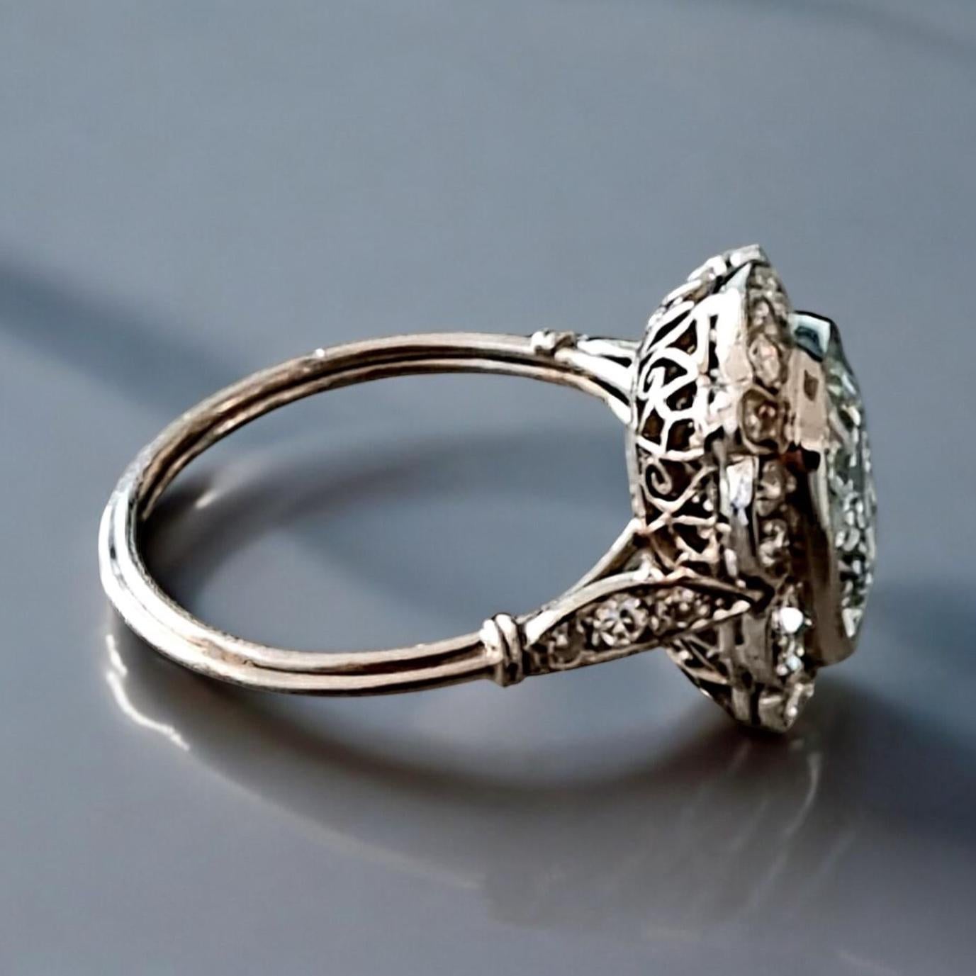 Original Art Deco Natural Aquamarine and Diamond  Cluster Ring For Sale 3