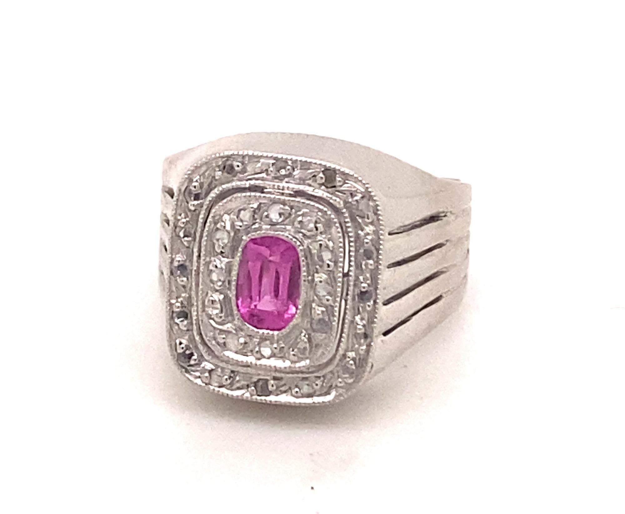 Original Art Deco Pink Tourmaline Diamonds 18K White Gold Ring In Good Condition For Sale In Woodland Hills, CA