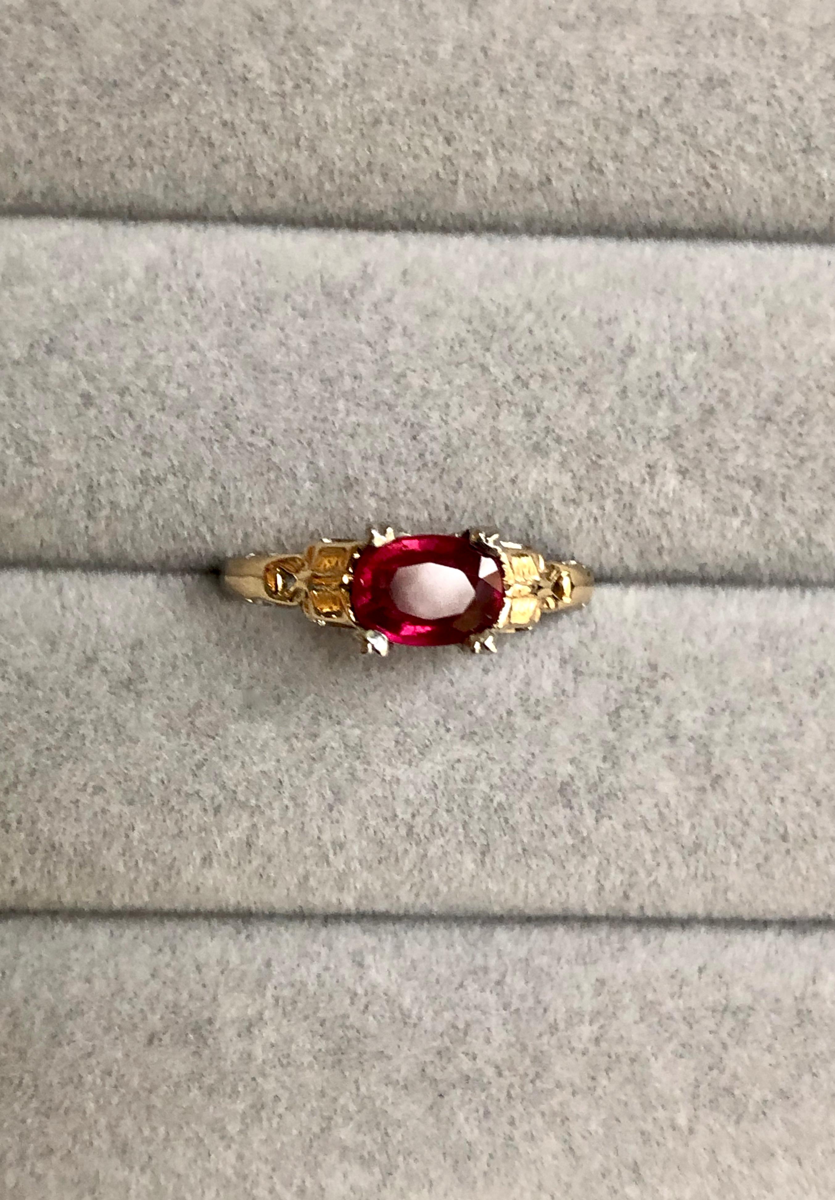 Original Art Deco Ruby Platinum 18 Karat Yellow Gold Ring 1