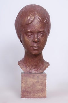 Statuetta originale Art Deco di giovane donna, gesso dipinto, Repubblica Ceca, anni '20