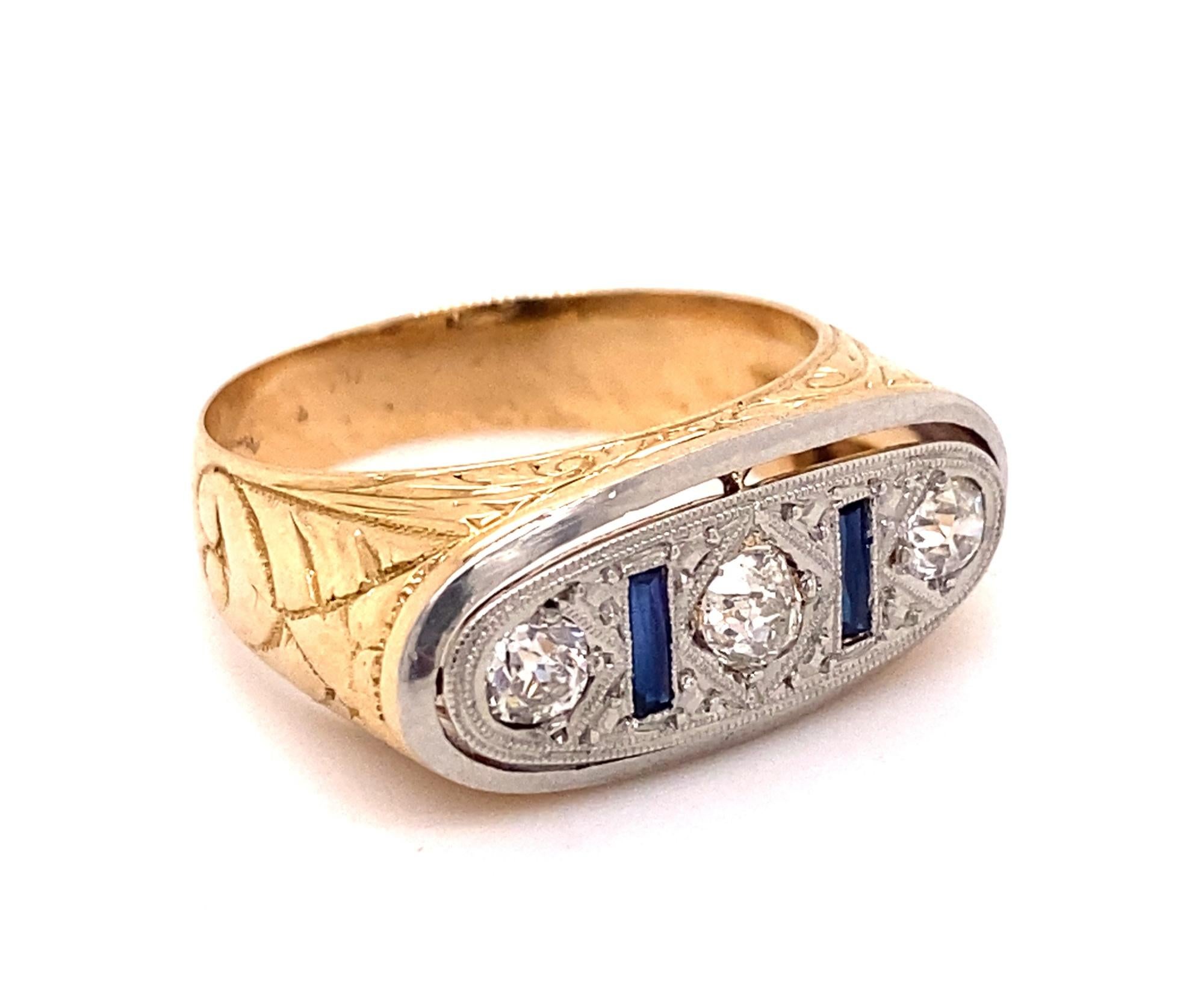 Original Art Deco Three Diamond Sapphires Plat 18K Gold Men's Ring In Excellent Condition In Woodland Hills, CA