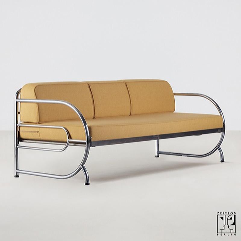 Original Art Deco tubular steel streamline sofa cushion Design by ZEITLOS-BERLIN For Sale 1