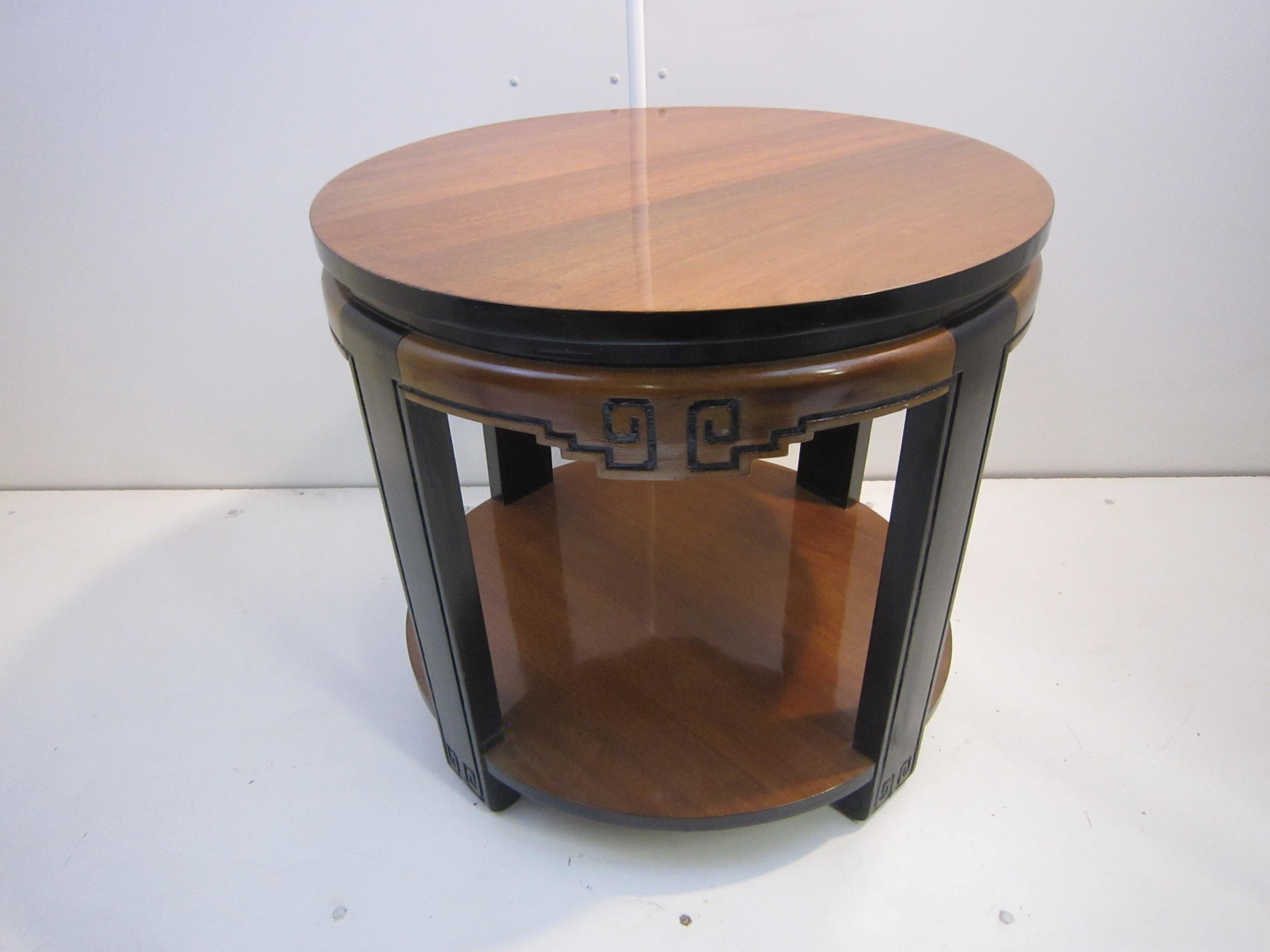 Original Art Deco Two-Tone Circular Table with Chinoiserie Design For Sale 4