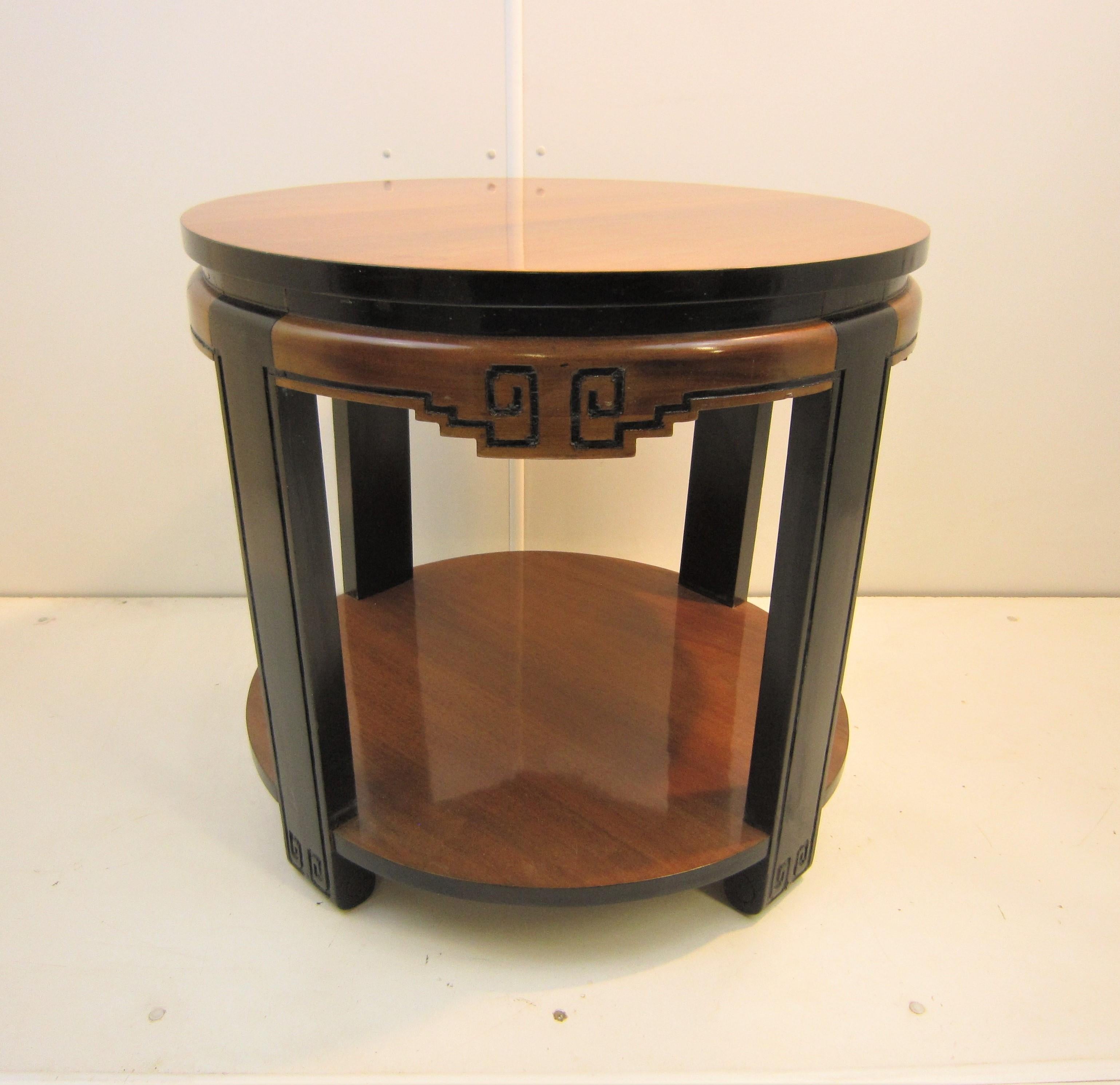 Original Art Deco Two-Tone Circular Table with Chinoiserie Design For Sale 5