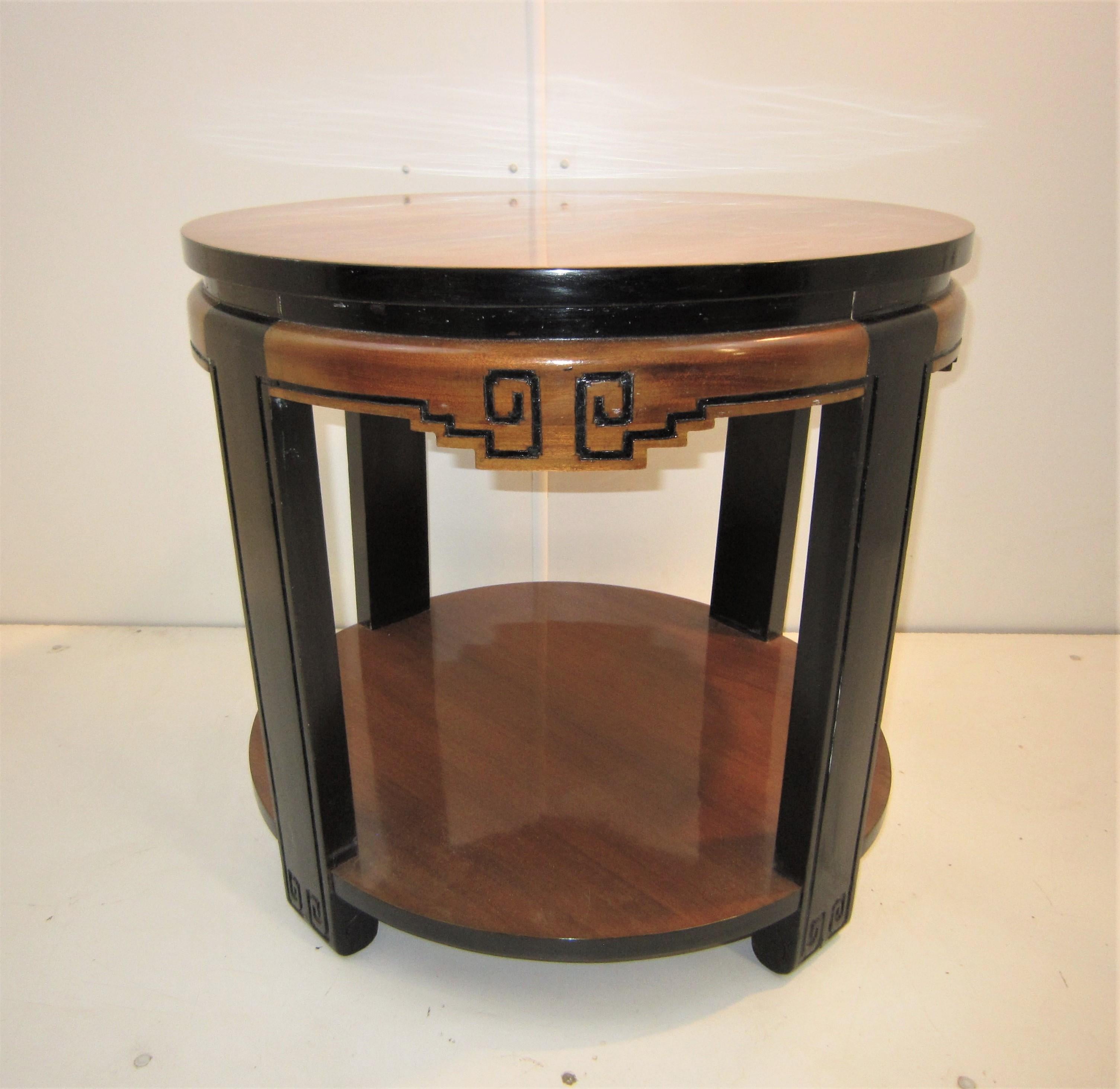 Original Art Deco Two-Tone Circular Table with Chinoiserie Design For Sale 6