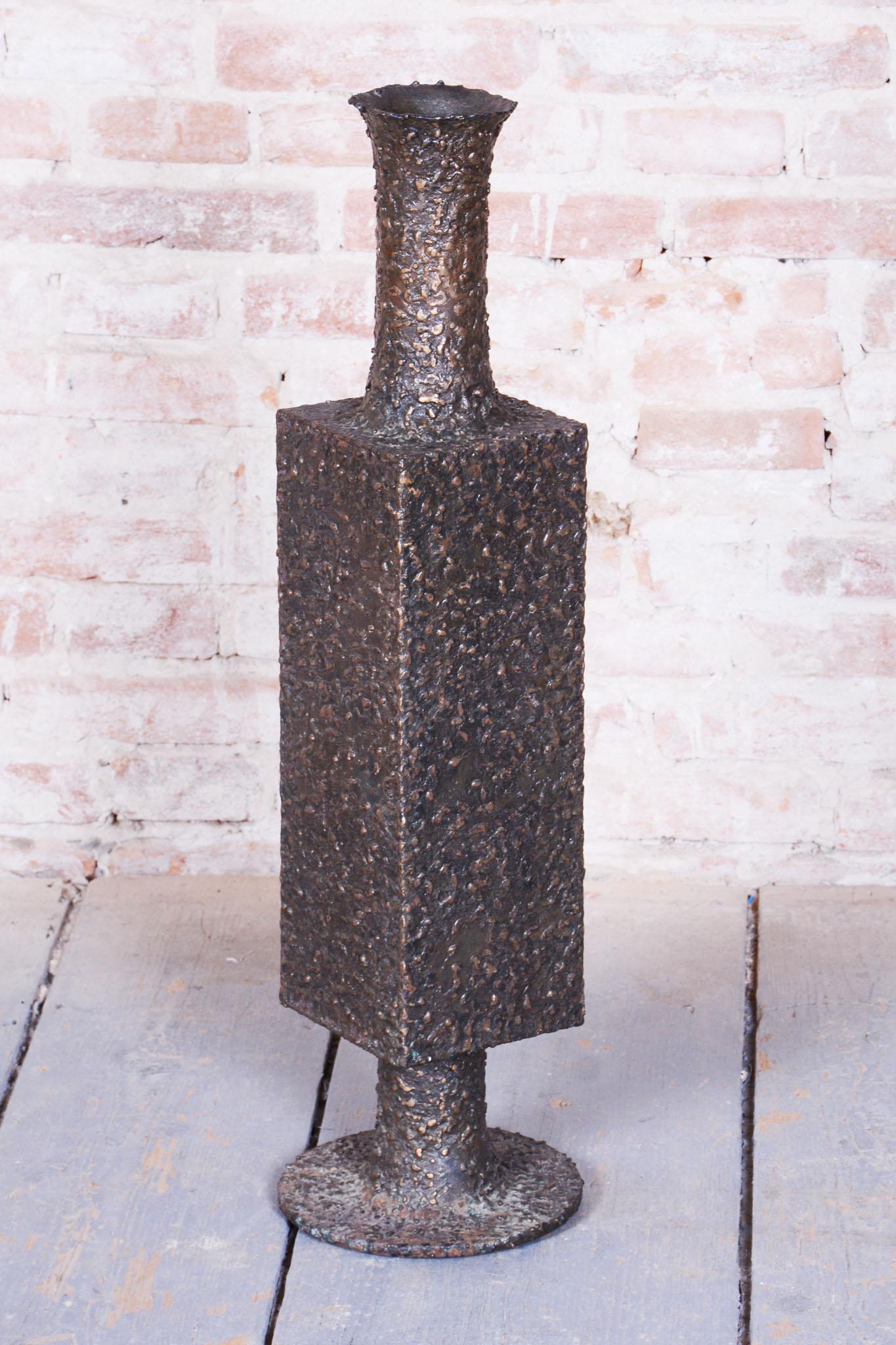 Original Art Deco Vase, Metal, Cleaned Surface, Czech, 1930s In Good Condition For Sale In Brandys nad Labem, Středočeský kraj