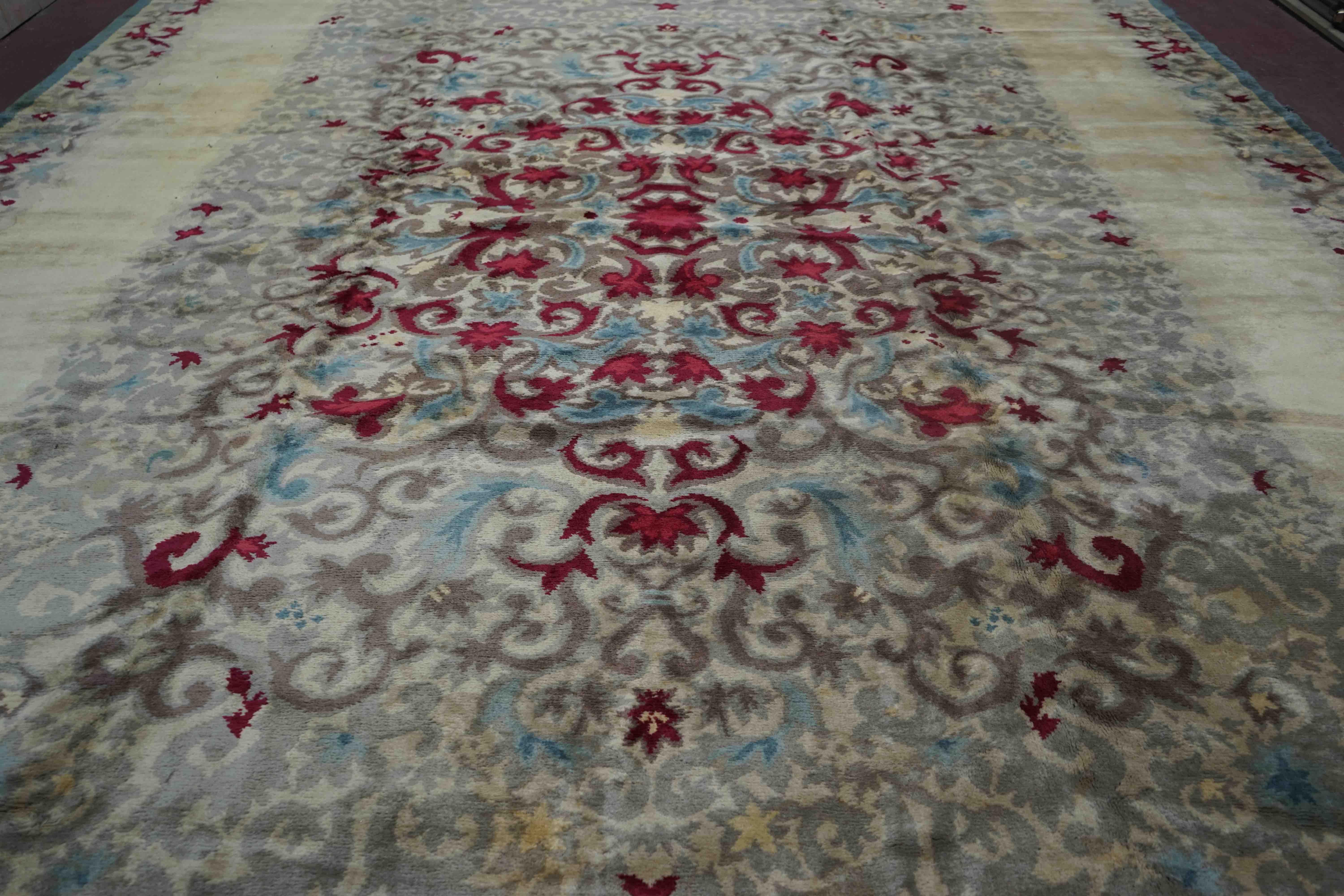 Original Art-Déco-Wollteppich von Paule Leleu, ca. 1940er Jahre (Wolle) im Angebot