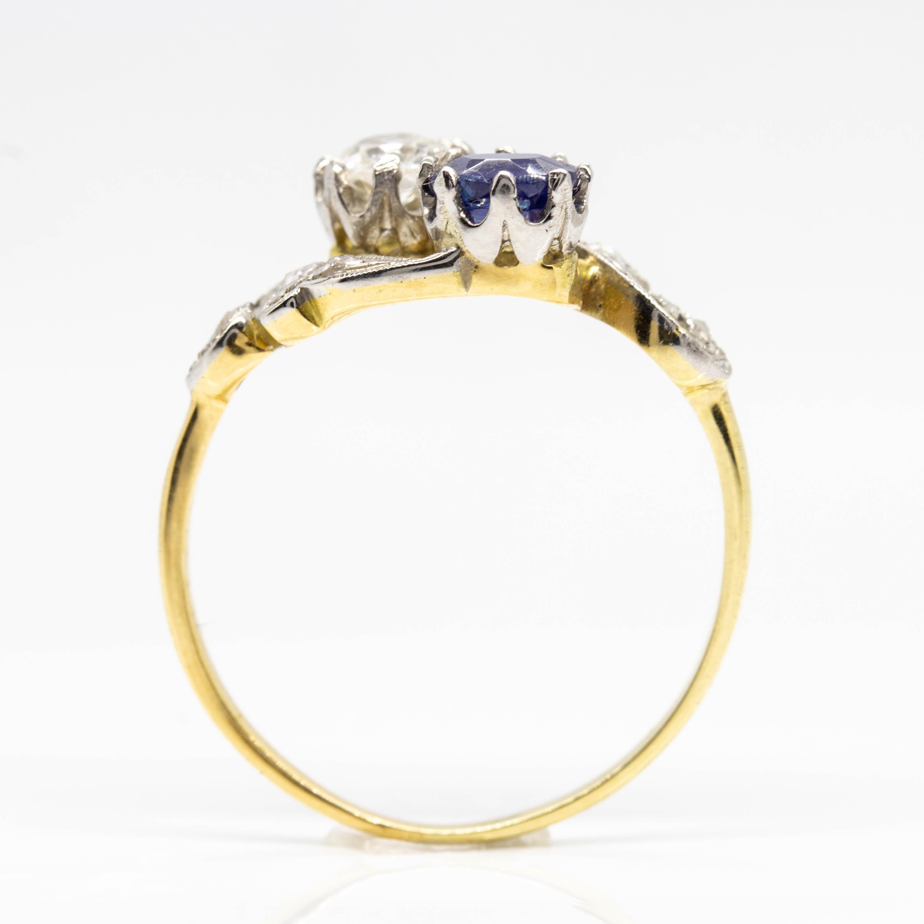 Women's or Men's Original Art Nouveau 18 Karat Gold and Platinum Diamonds Ring