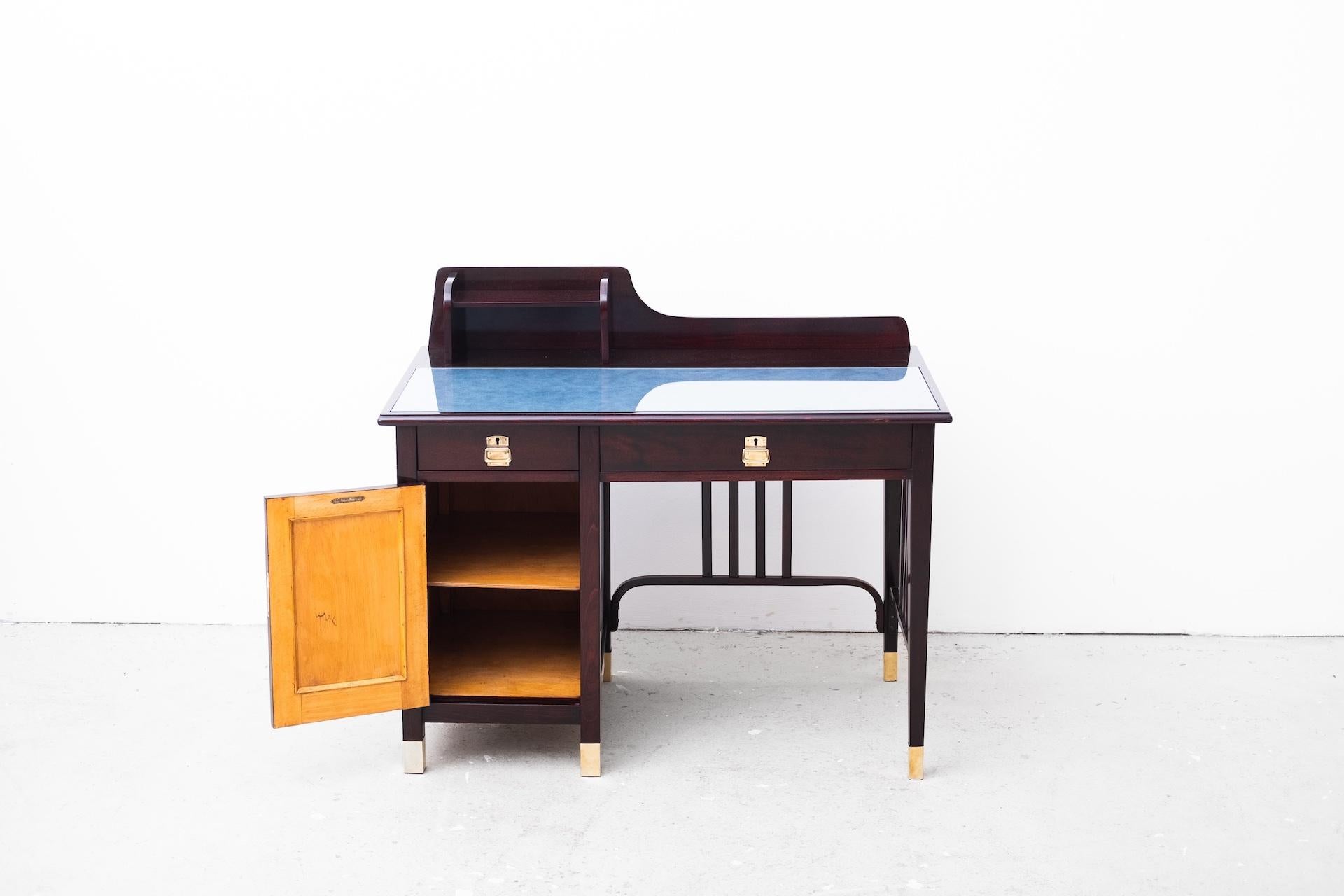 Original Art Nouveau bentwood desk by Gebrüder Thonet (Vienna, around 1914) For Sale 5