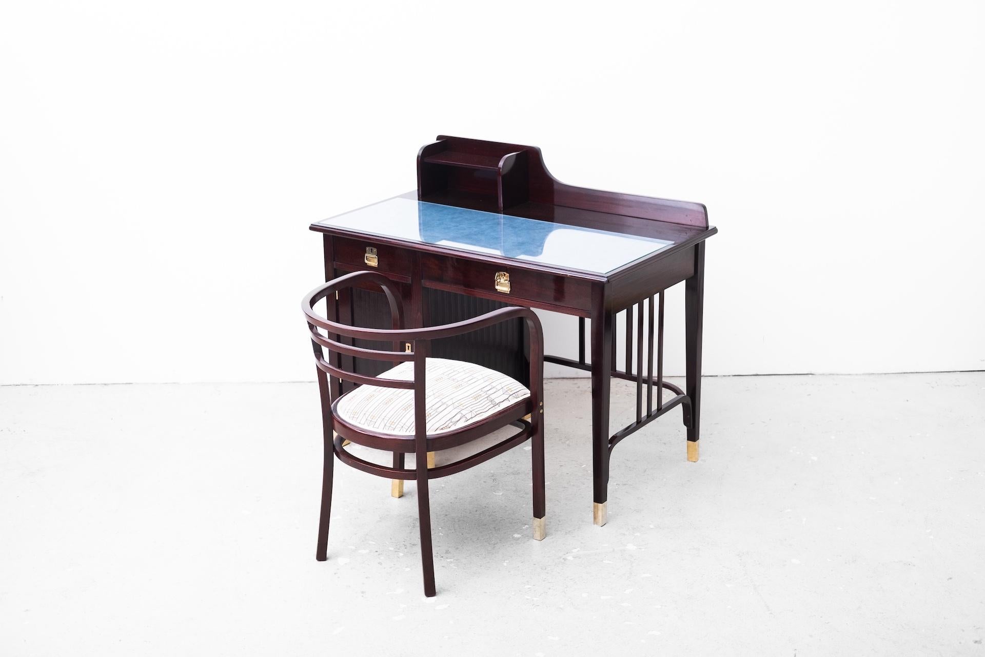 Early 20th Century Original Art Nouveau bentwood desk by Gebrüder Thonet (Vienna, around 1914) For Sale