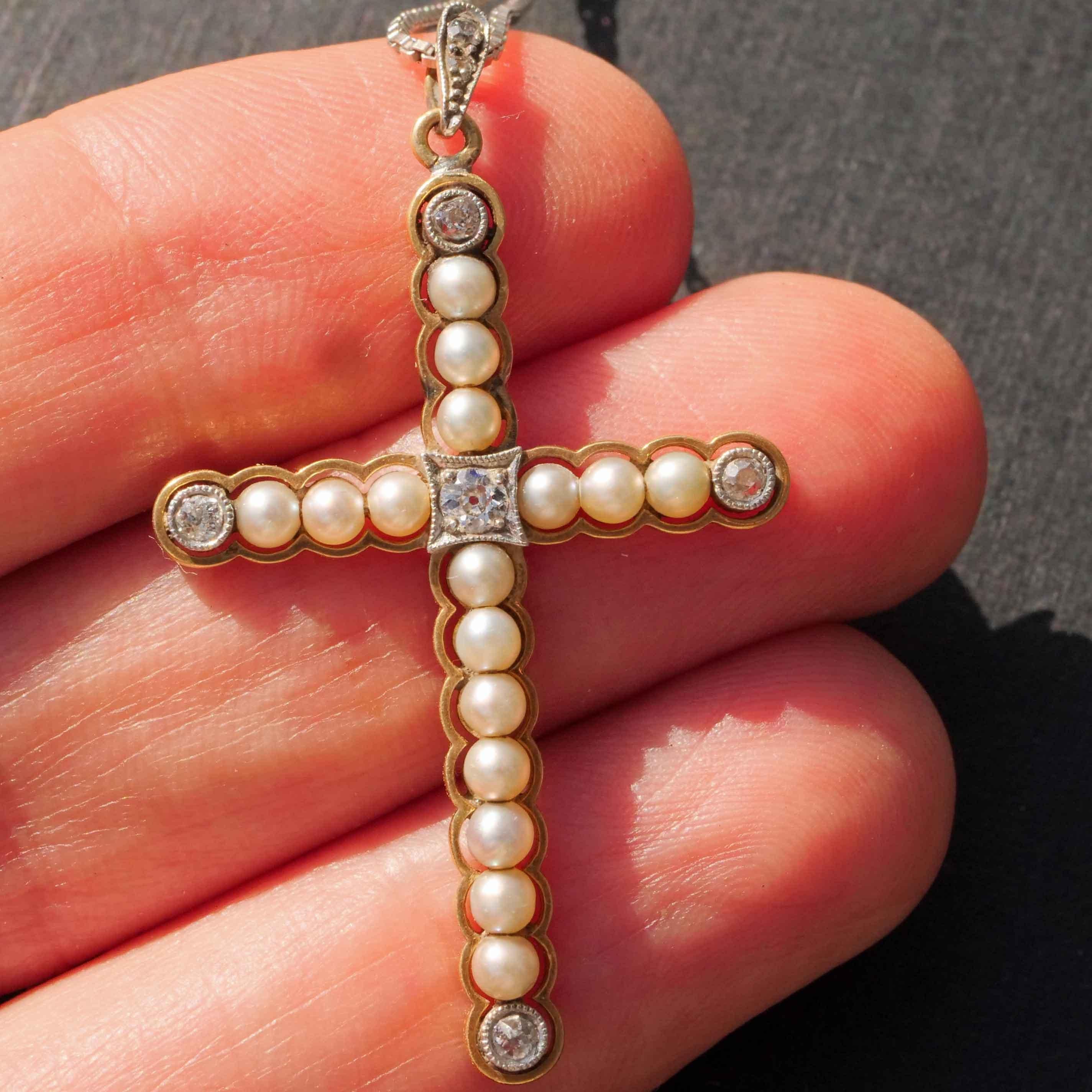 Original Art Nouveau Jewellery Cross natural Pearl Diamond Pendant with Chain For Sale 2