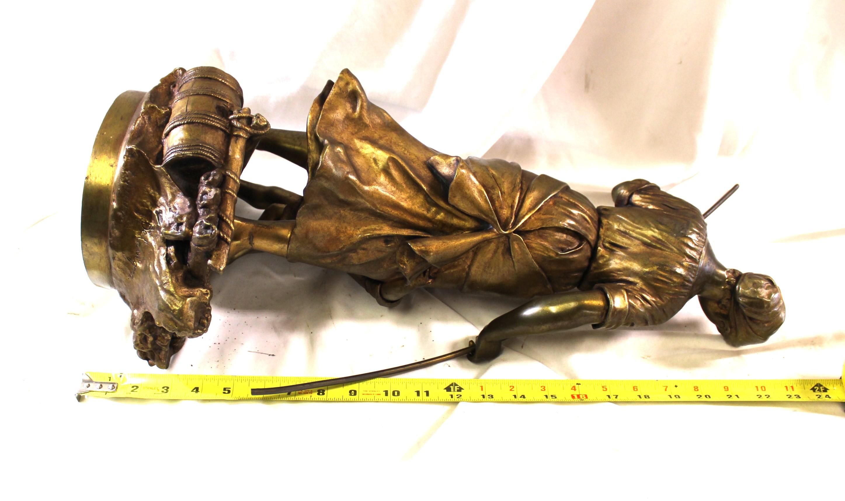 Original Art Nouveau Sculpture , Gilded Bronze , Mother w child on a Raft in vendita 3