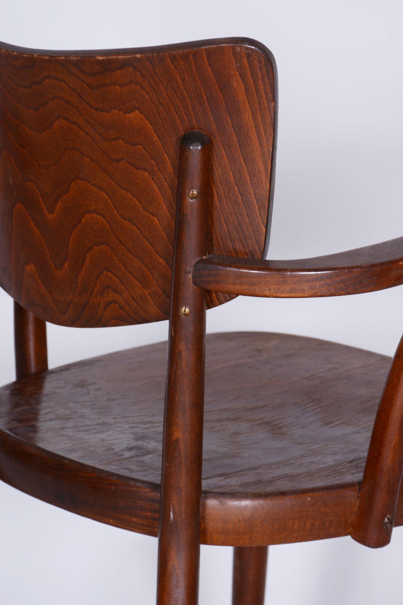 19th Century Original ArtDeco Beech Chair with Armrests by Ton, R. Hofman, Czechia, 1940s For Sale