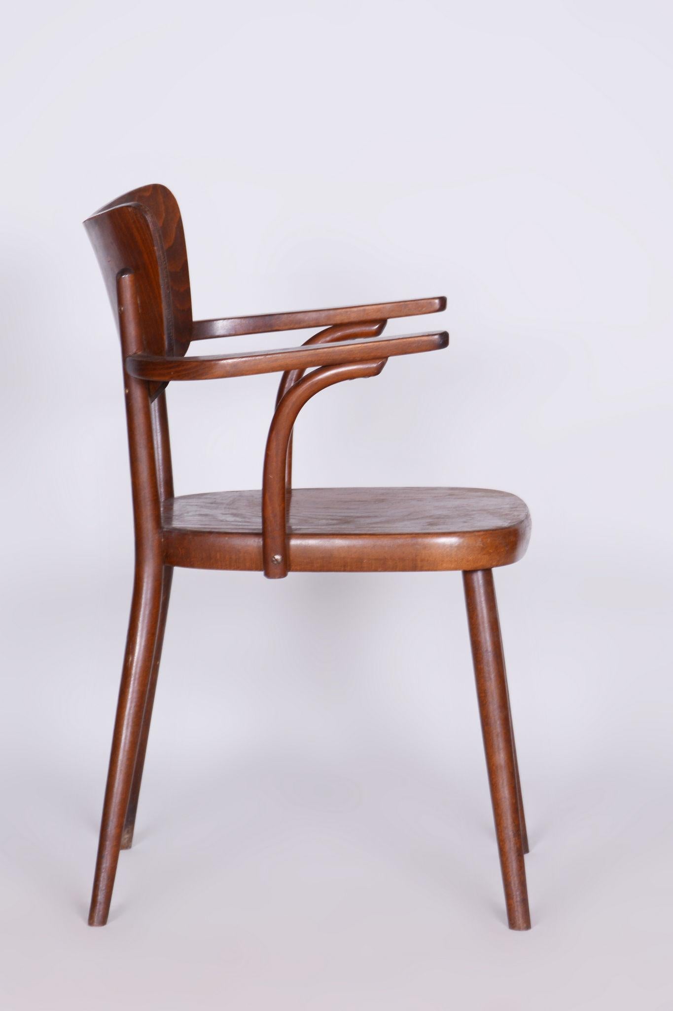 Original ArtDeco Beech Chair with Armrests by Ton, R. Hofman, Czechia, 1940s For Sale 1