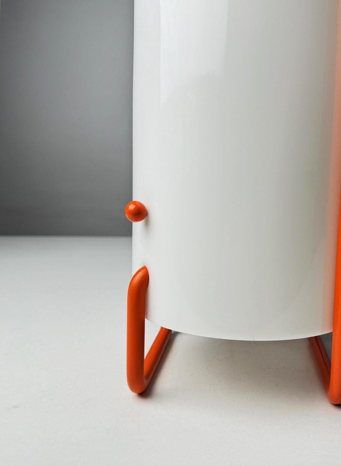 Original Asa desk lamp by Miguel Mila for Tramo 1961 in orange metal and white In Excellent Condition In BARCELONA, ES