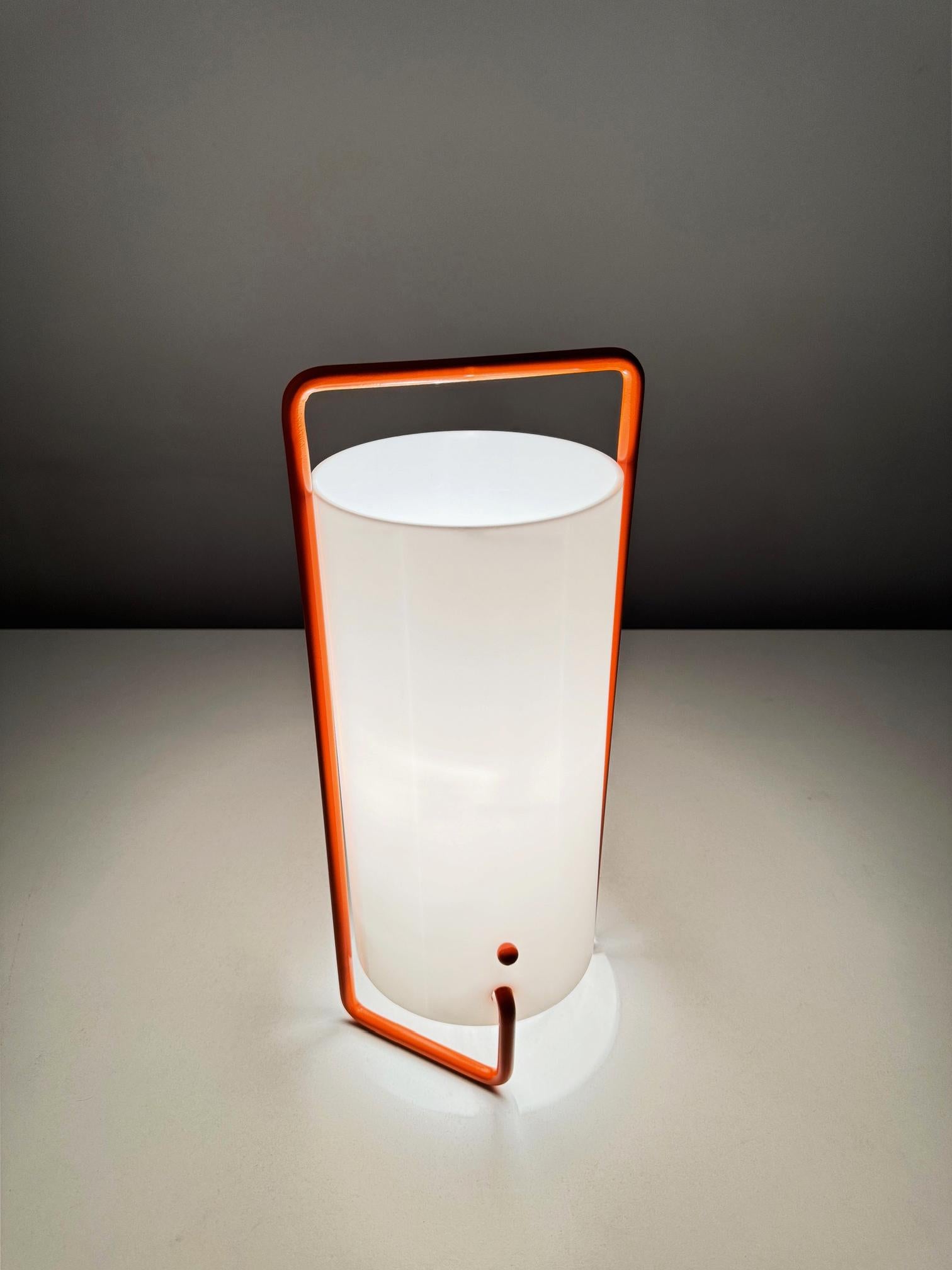 Mid-20th Century Original Asa desk lamp by Miguel Mila for Tramo 1961 in orange metal and white