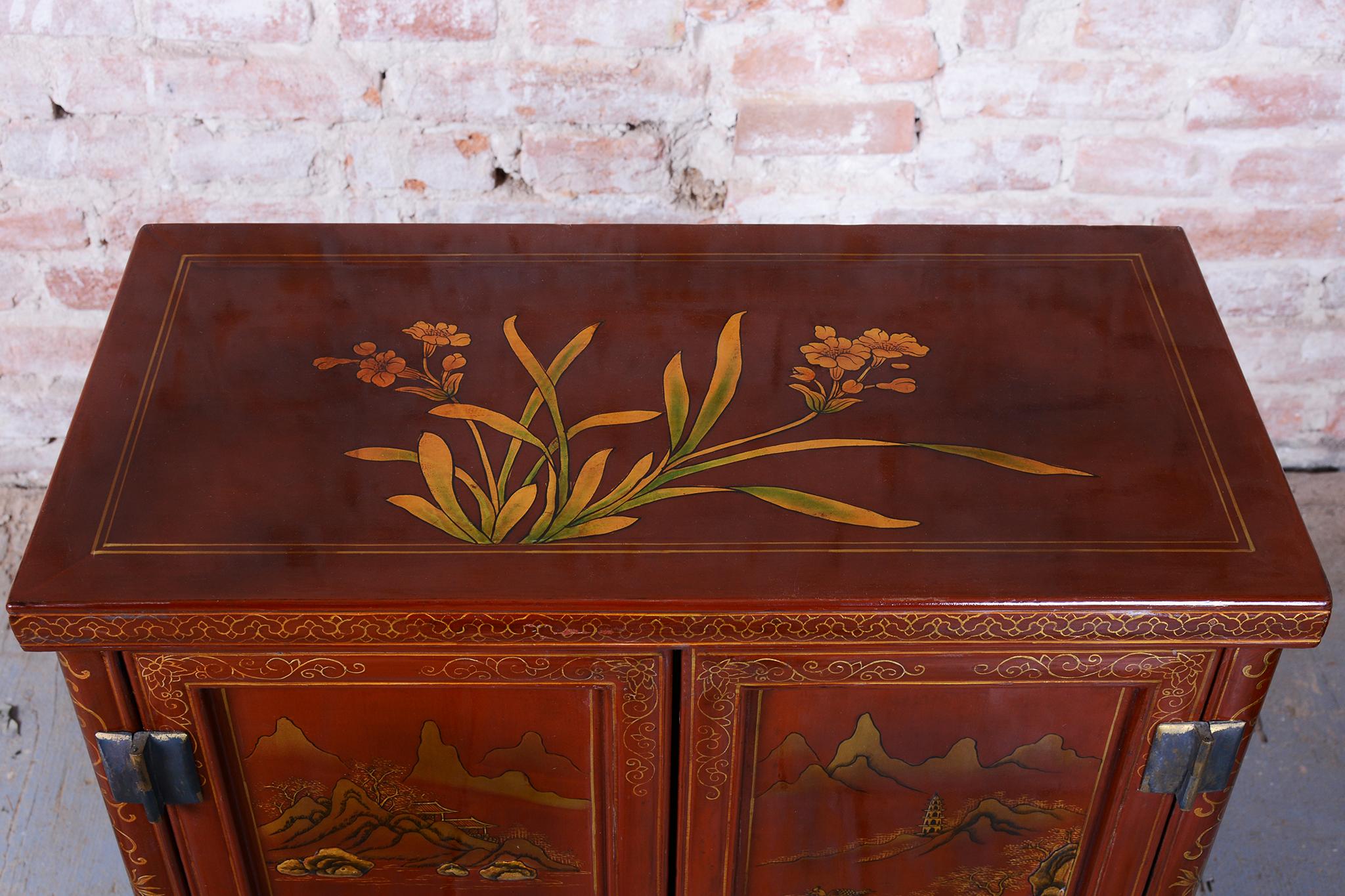 Original Asian-Style Small Cabinet, Wood, Lacquer, Paint, China, 1850s For Sale 8