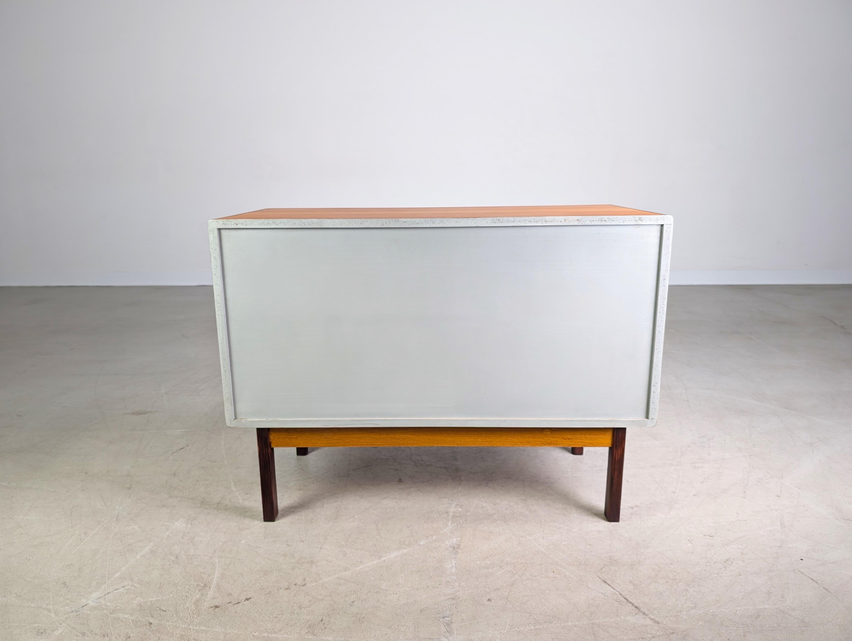 Original Asko Finnland Sideboard Midcentury Kommode Vintage Teak (Holz) im Angebot