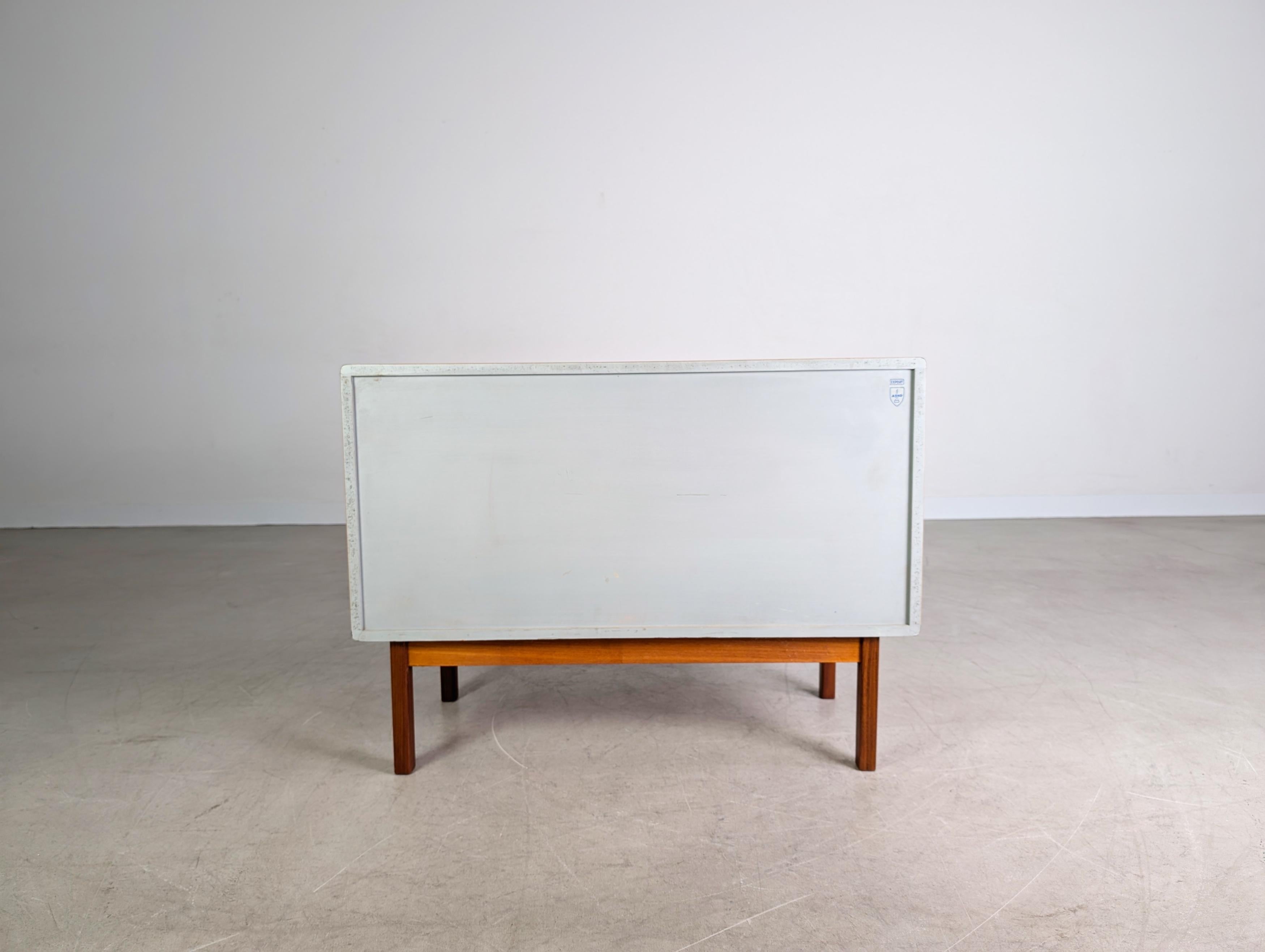Original Asko Finnland Sideboard Midcentury Kommode Vintage Teak3 (Mitte des 20. Jahrhunderts) im Angebot