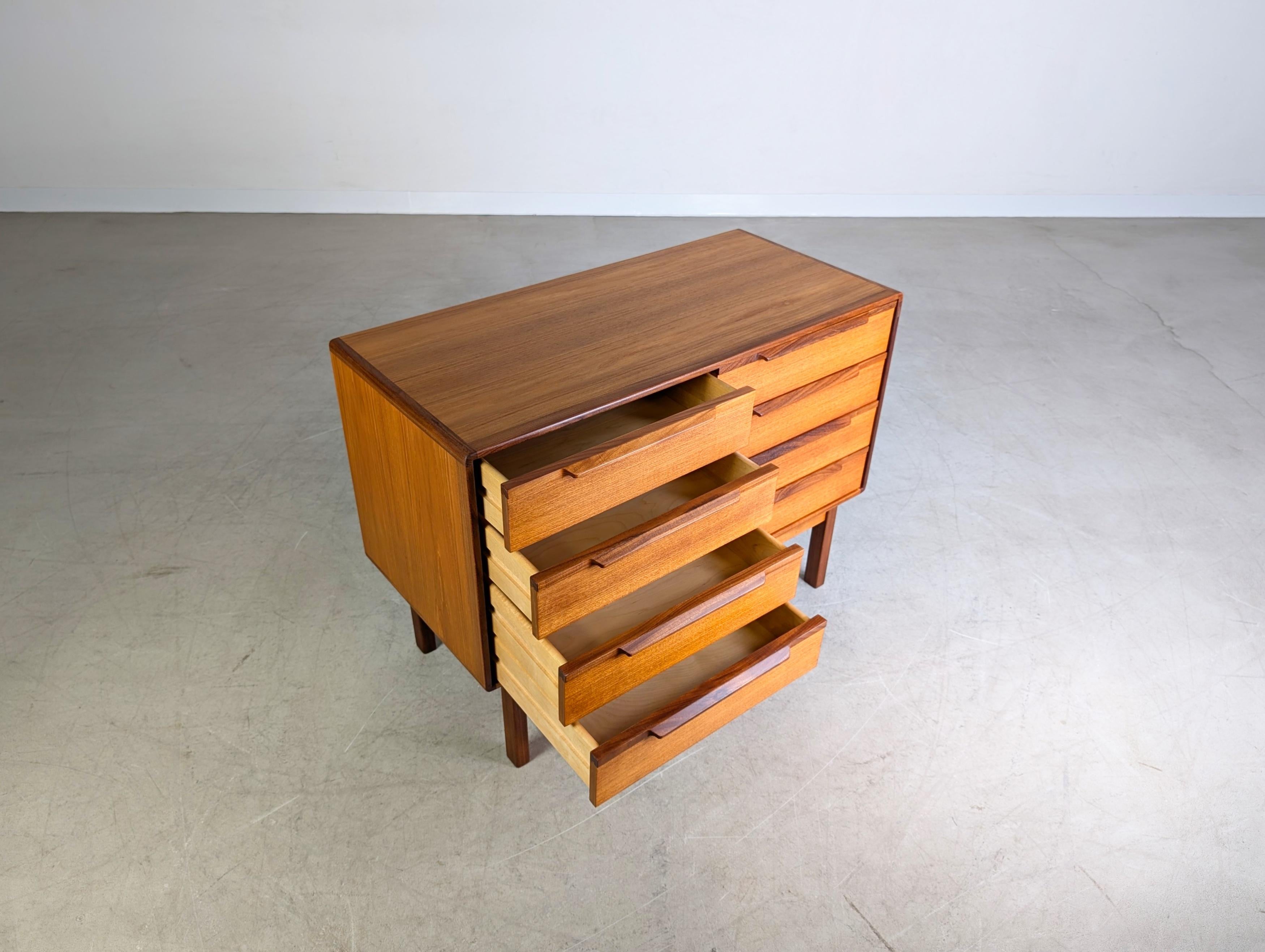 Original Asko Finnland Sideboard Midcentury Kommode Vintage Teak3 im Angebot 1