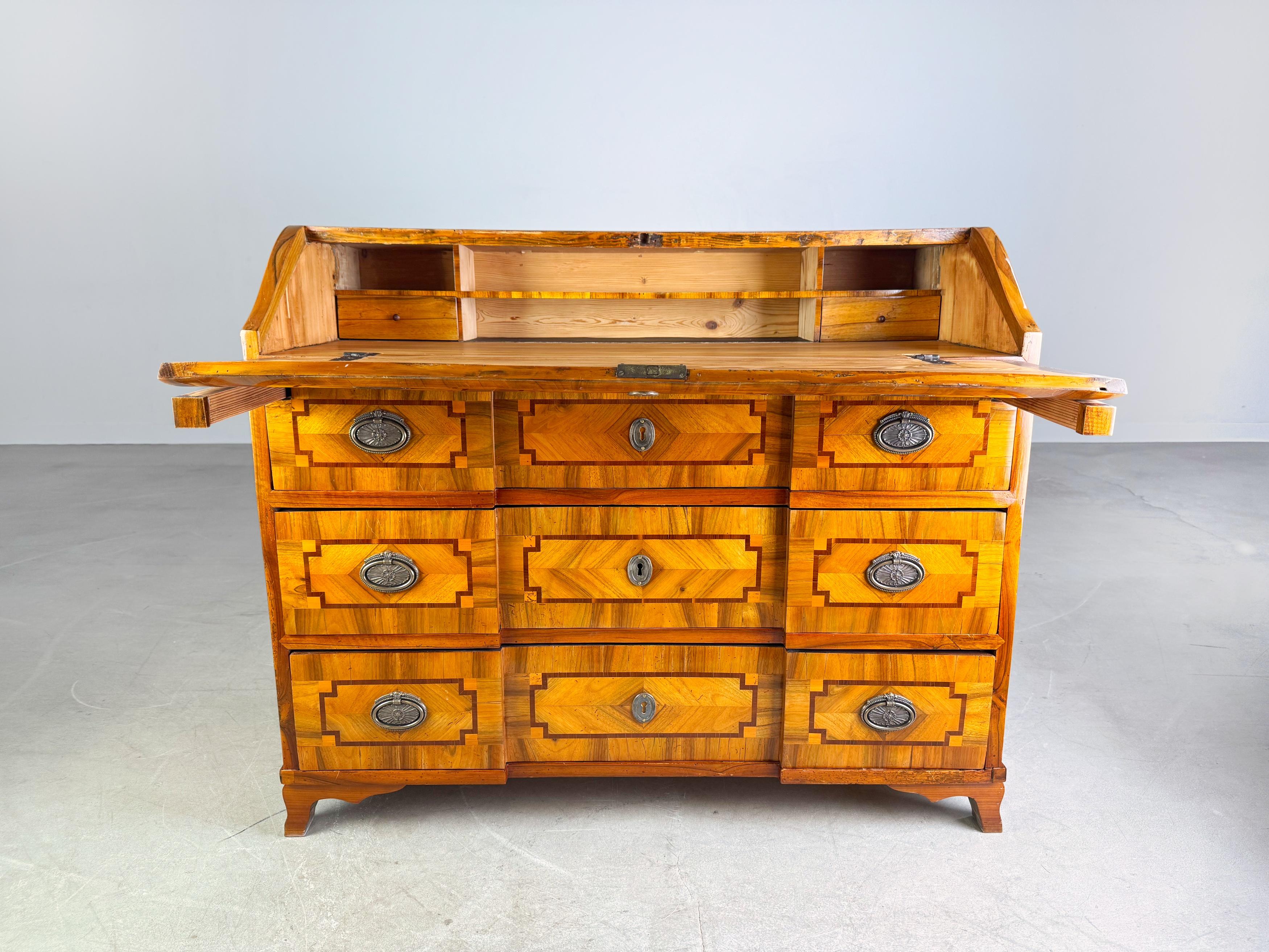 Sconosciuto Barock Sekretär Kommode originale 1700 Antik Nussbaum in vendita