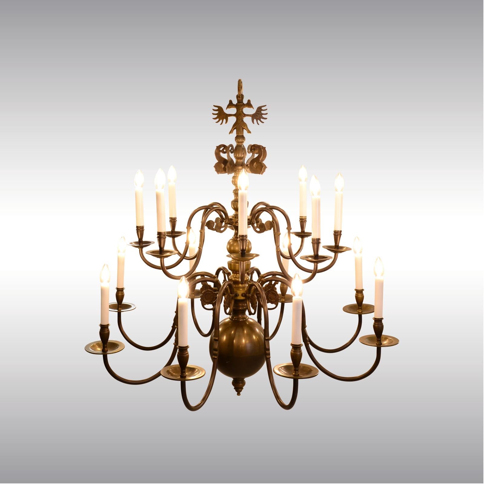 Original Baroque Style Chandelier from the 1920 / Austro-Hungarian Handcraft In Excellent Condition For Sale In Vienna, AT