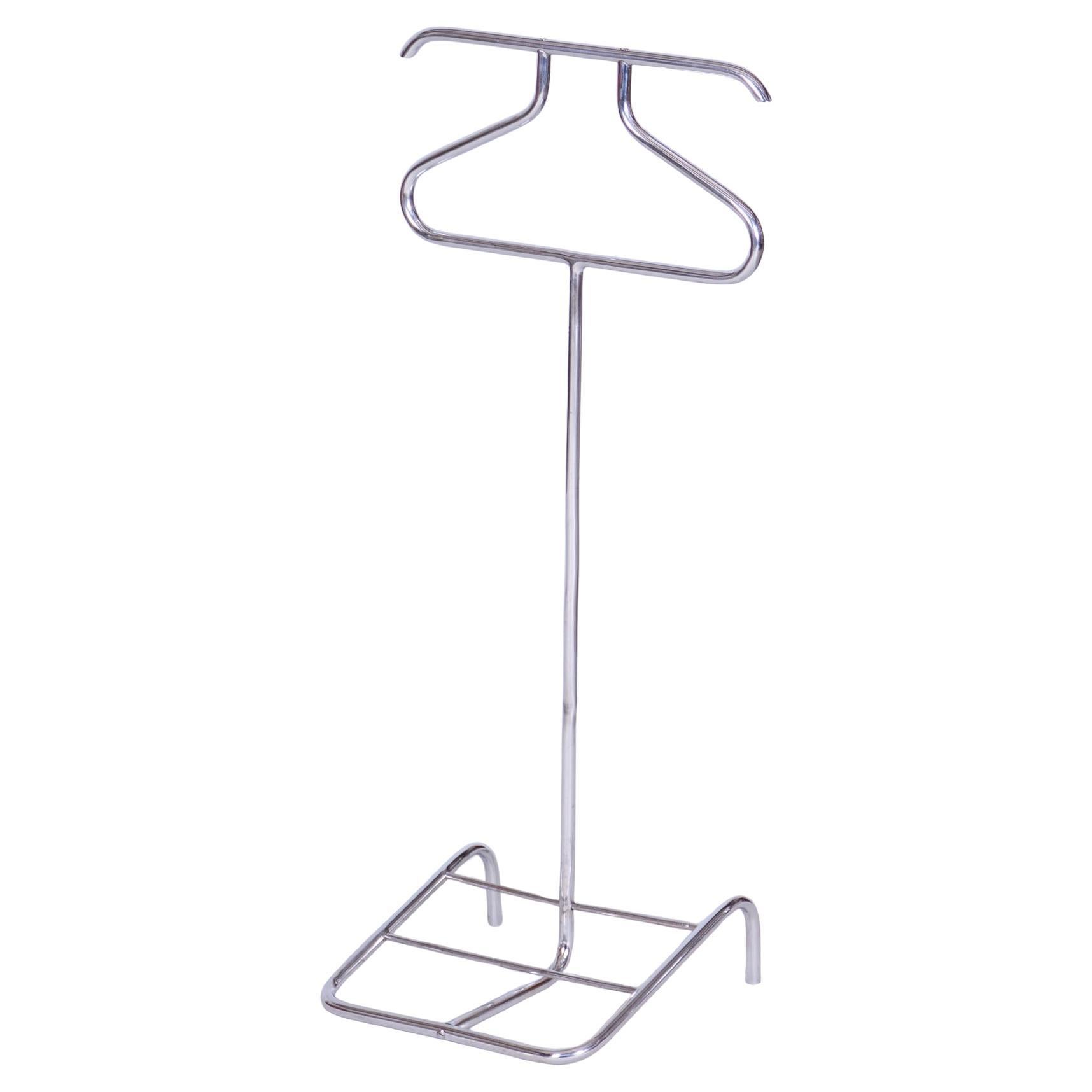 Valet de ropa original de la Bauhaus, por Robert Slezák, cromado, República Checa, años 30