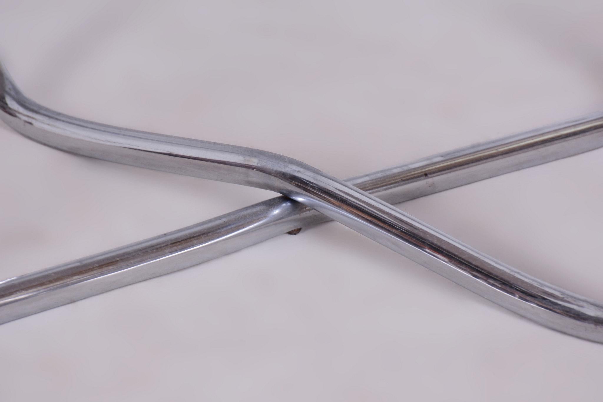 Original Bauhaus Dining Set, by Hynek Gottwald, Chrome, Czech, 1930s For Sale 9