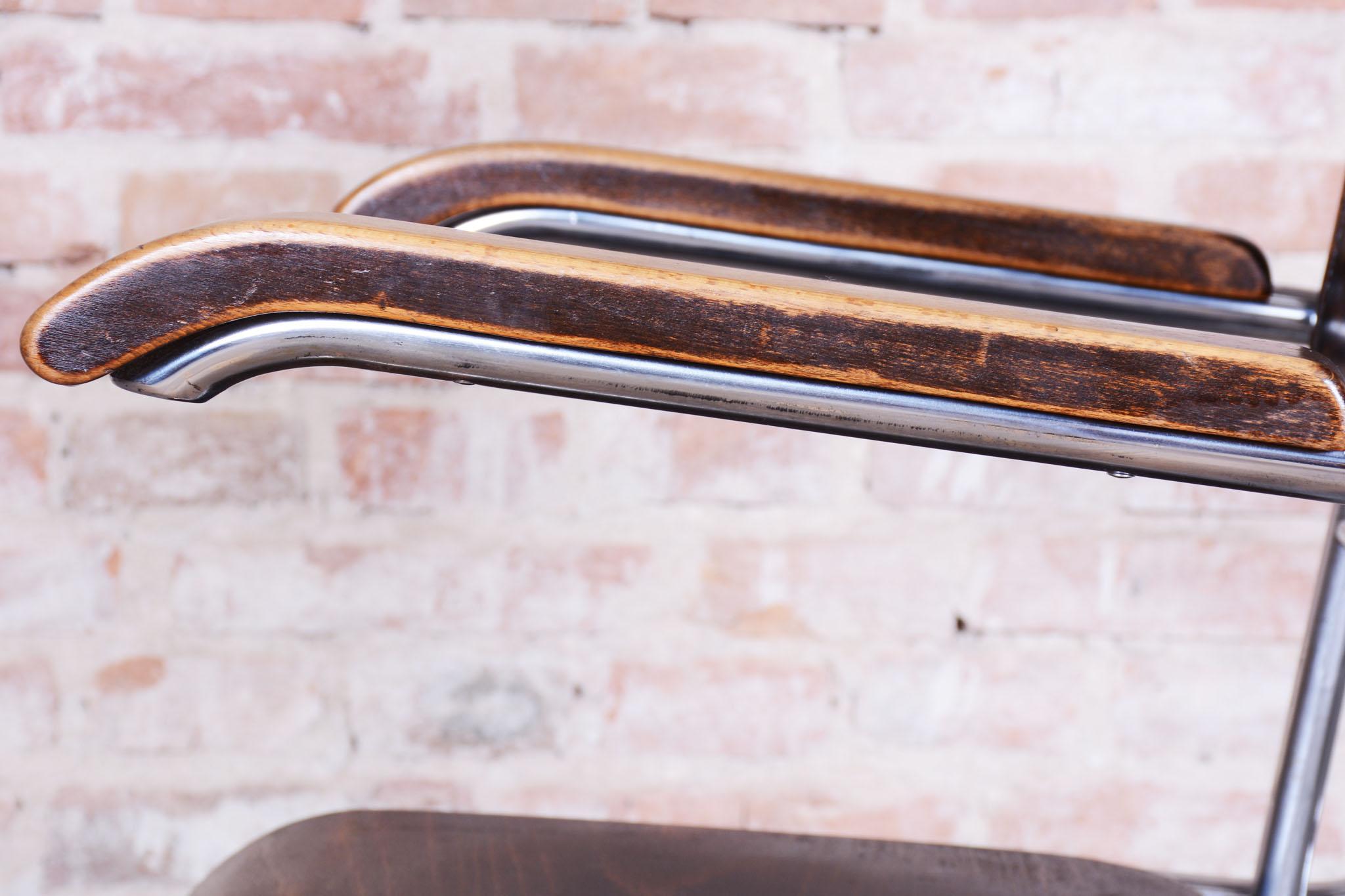 Original Bauhaus Hairdresser Chair, by Mücke - Melder, Beech, Czech, 1930s For Sale 15