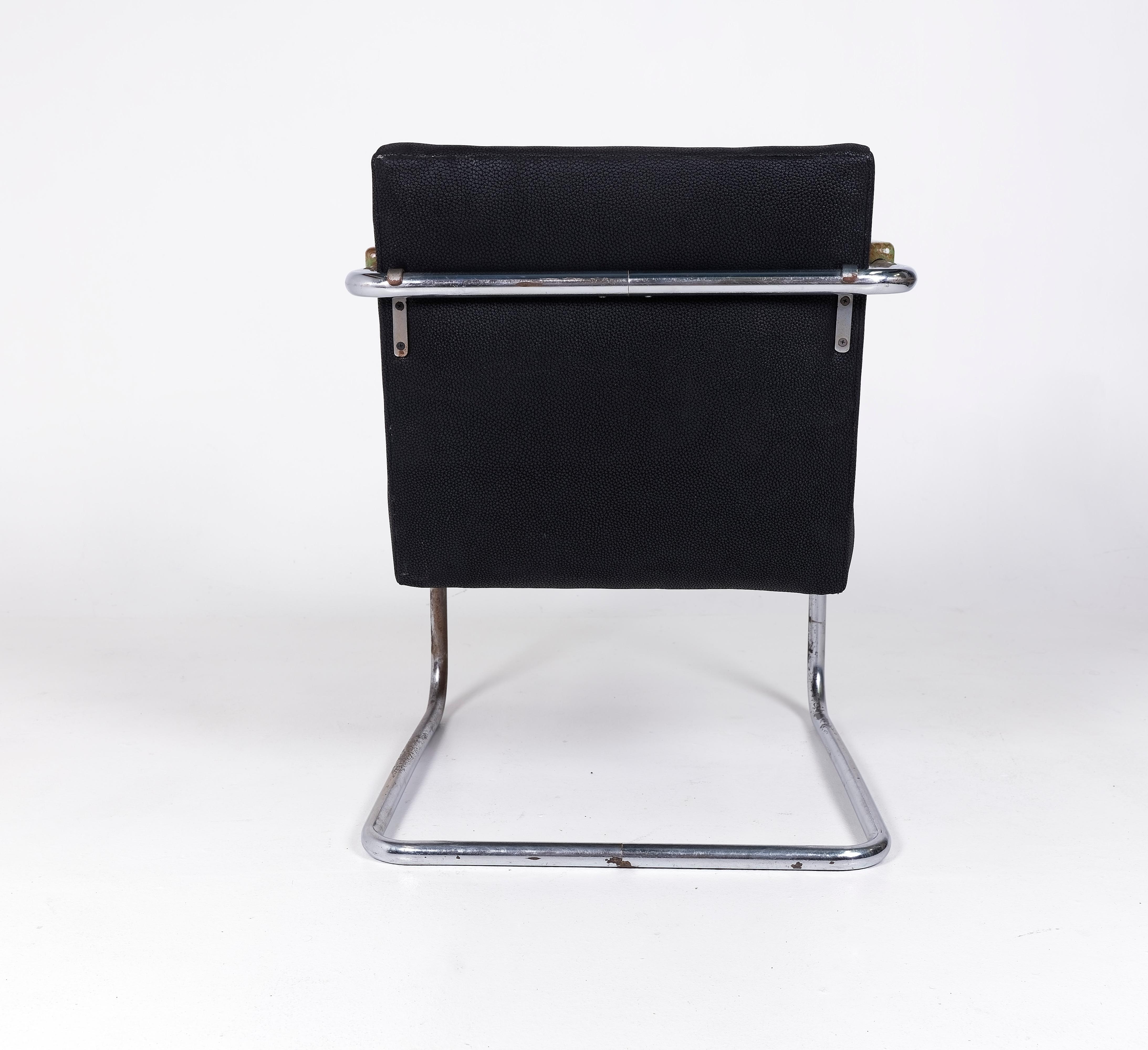 Original Bauhaus Lounge Chairs For Sale 4