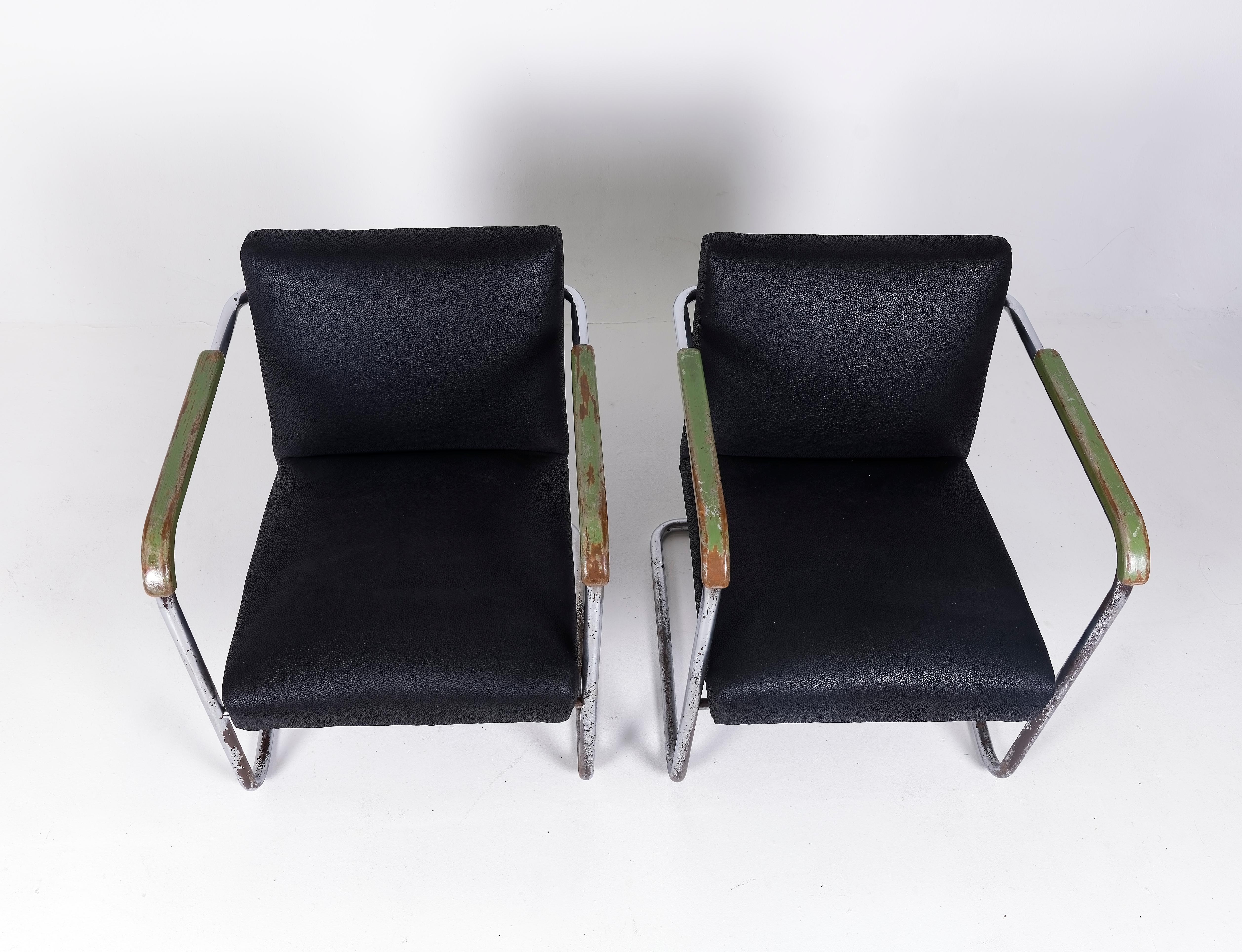 Original Bauhaus Lounge Chairs For Sale 11