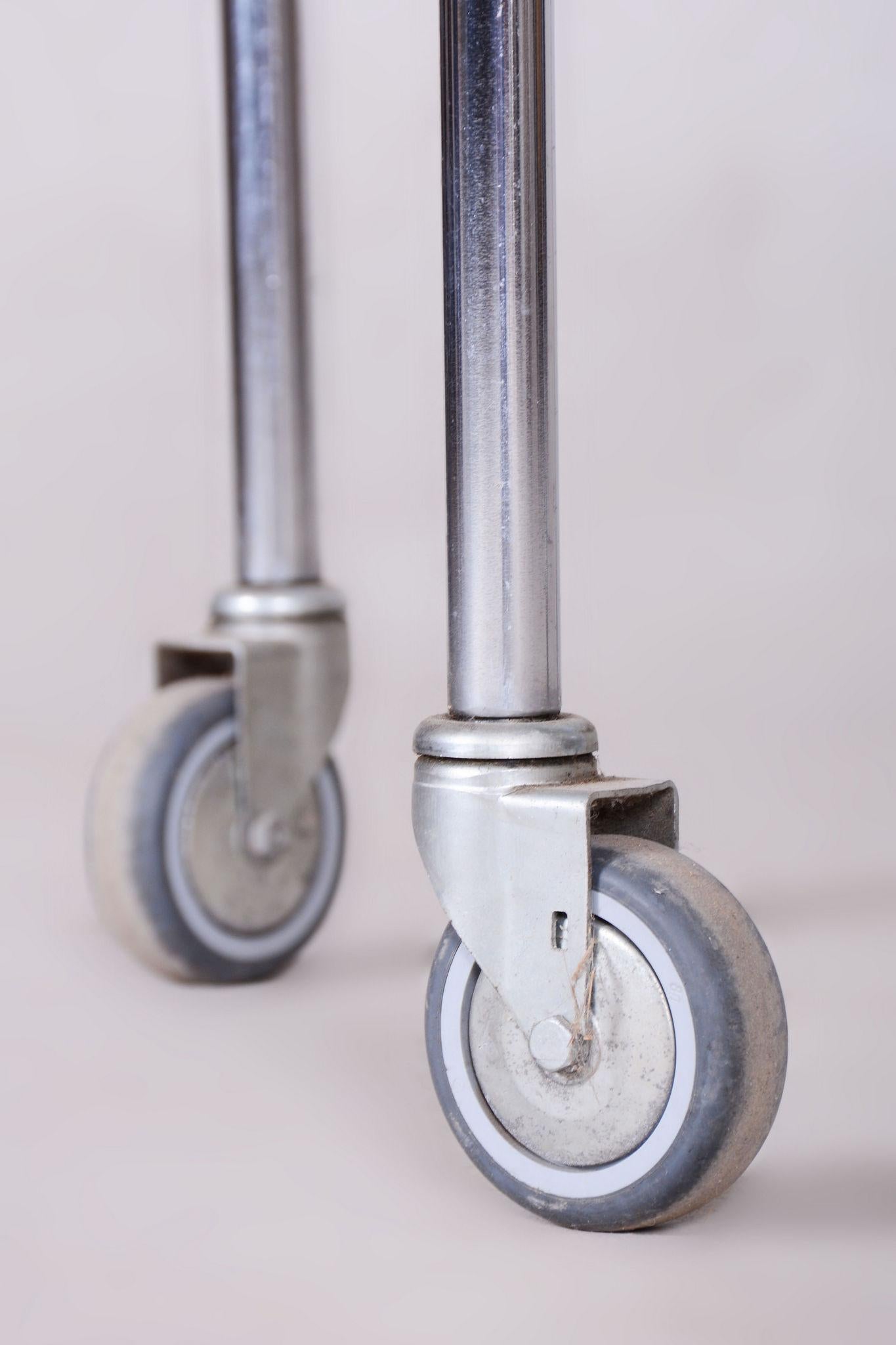 Acciaio Carrello da portata originale Bauhaus, acciaio cromato, vetro, Germania, anni '40 in vendita