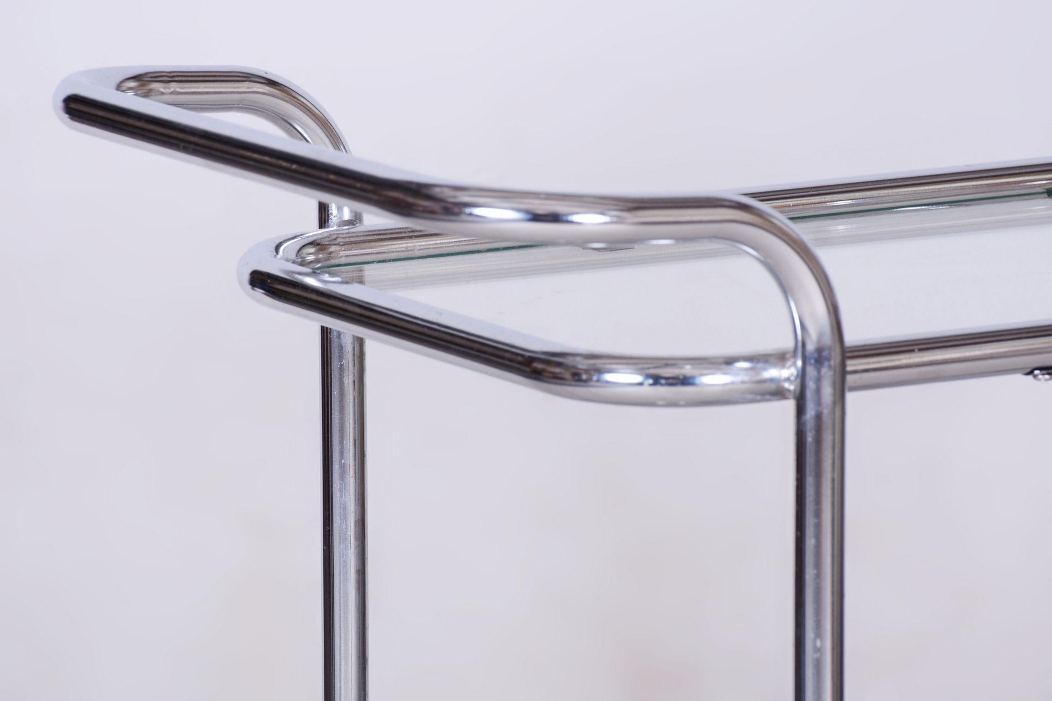 Original Bauhaus Trolley, Chrome-Plated Steel, Glass, Germany, 1940s In Good Condition For Sale In Horomerice, CZ