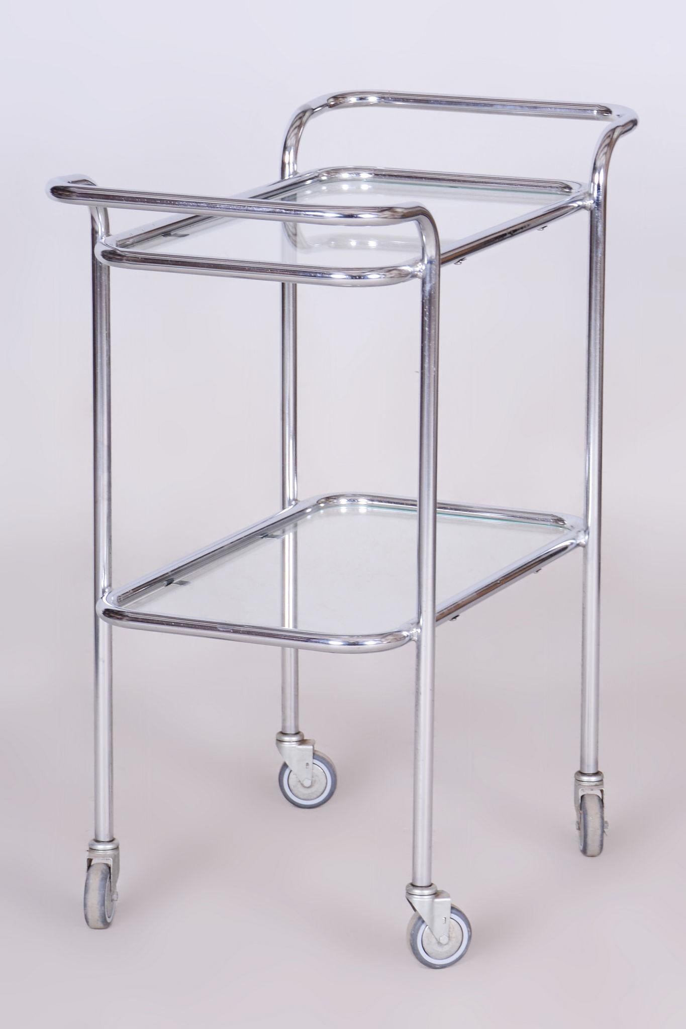 Original Bauhaus Trolley, Chrome-Plated Steel, Glass, Germany, 1940s For Sale 3