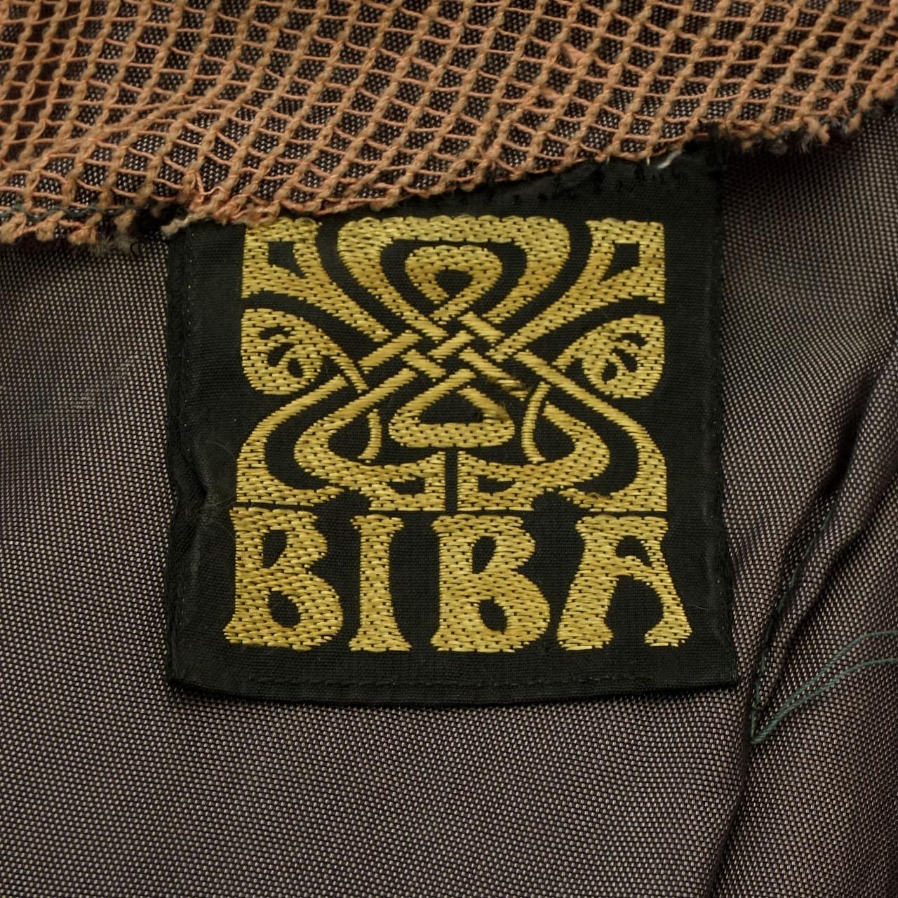 BIBA Robe longue en maille beige rose avec broderie de paon, années 1970 en vente 5