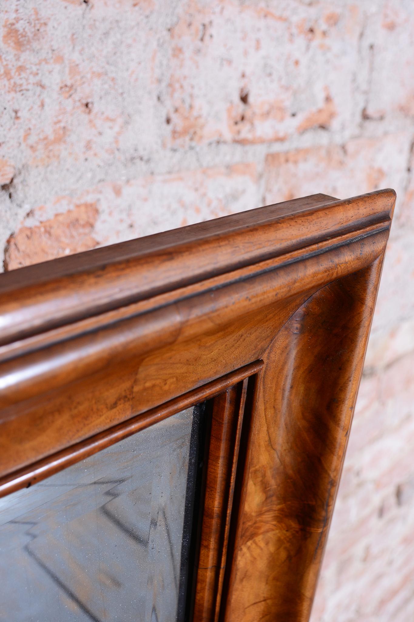 Miroir Biedermeier original, noyer, Revive polonais, tchèque, années 1830 en vente 6