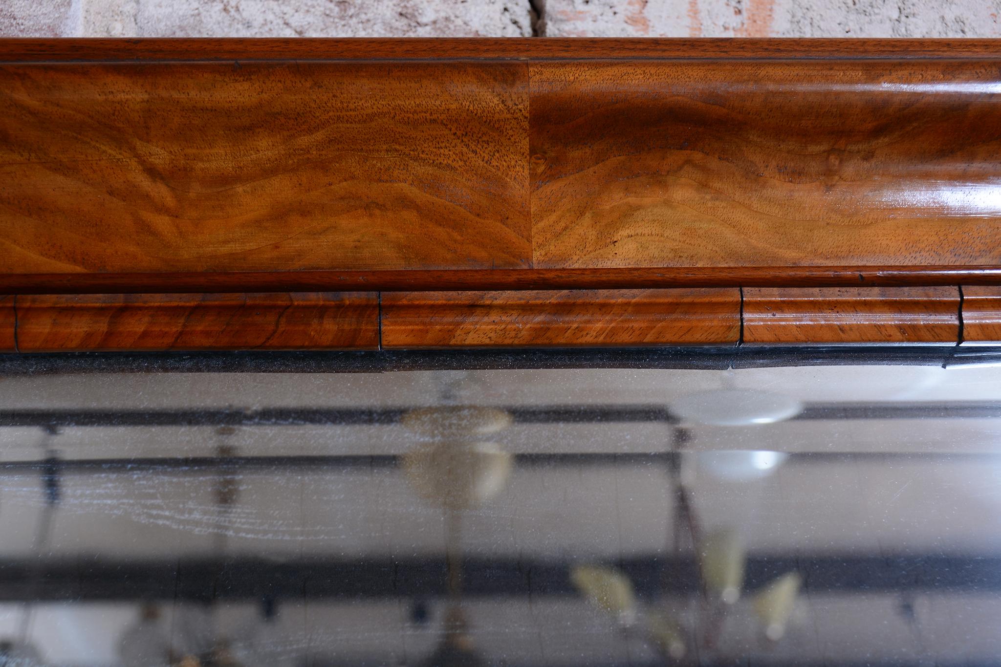 Miroir Biedermeier original, noyer, Revive polonais, tchèque, années 1830 en vente 3