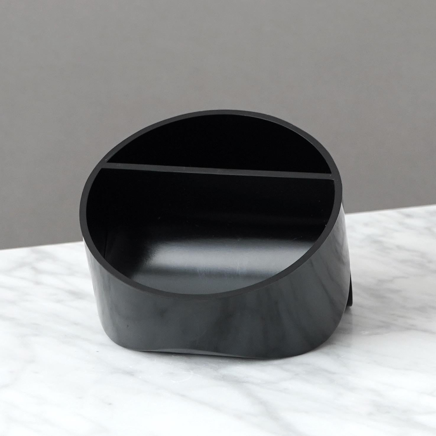 Mid-Century Modern Original Black 'Colleoni' Bowl by Enzo Mari for Danese Milano. Italy, 1970s For Sale