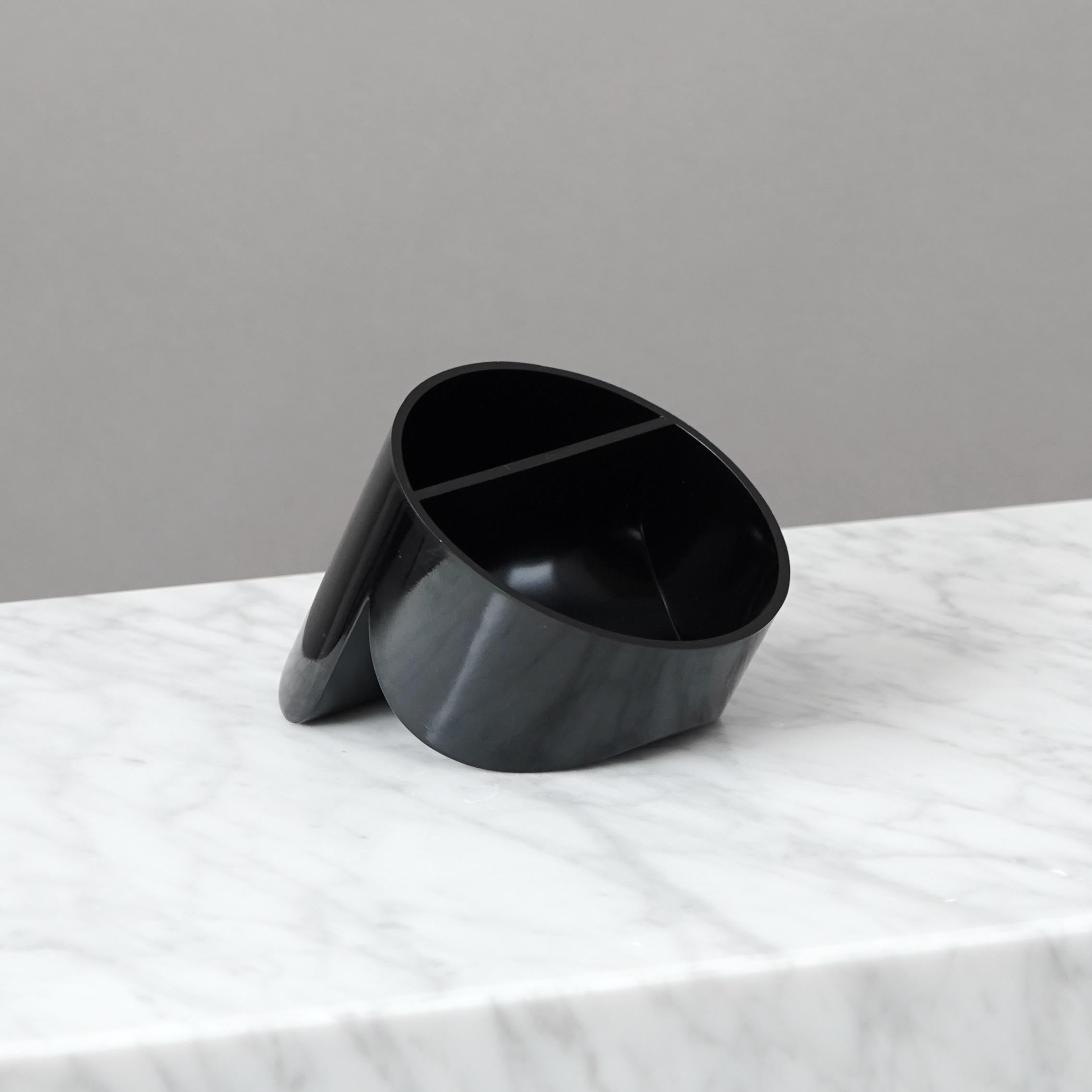 Italian Original Black 'Colleoni' Bowl by Enzo Mari for Danese Milano. Italy, 1970s For Sale