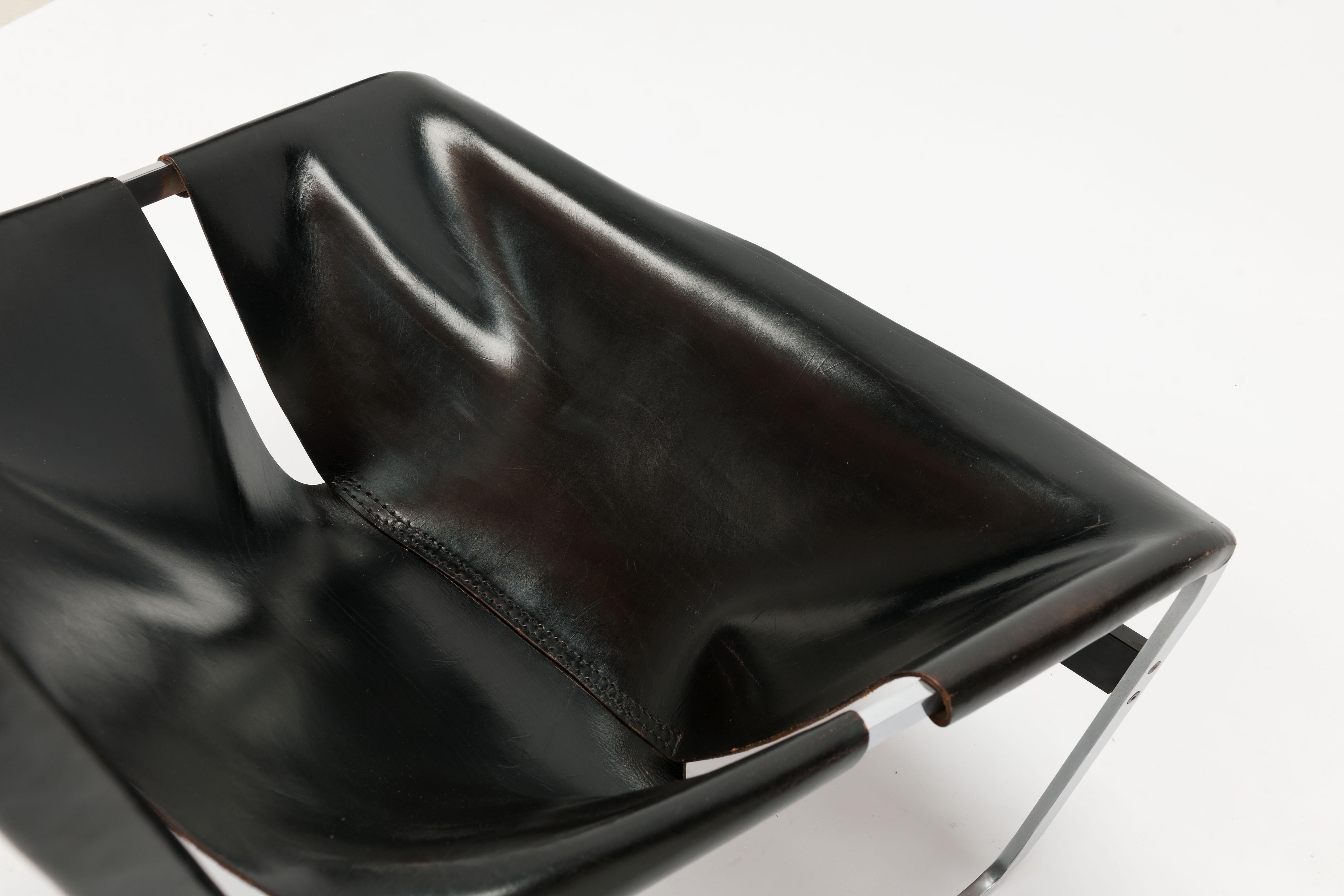 Original Black Leather Pierre Paulin F-444 Easy Chair by Artifort, 1962 6