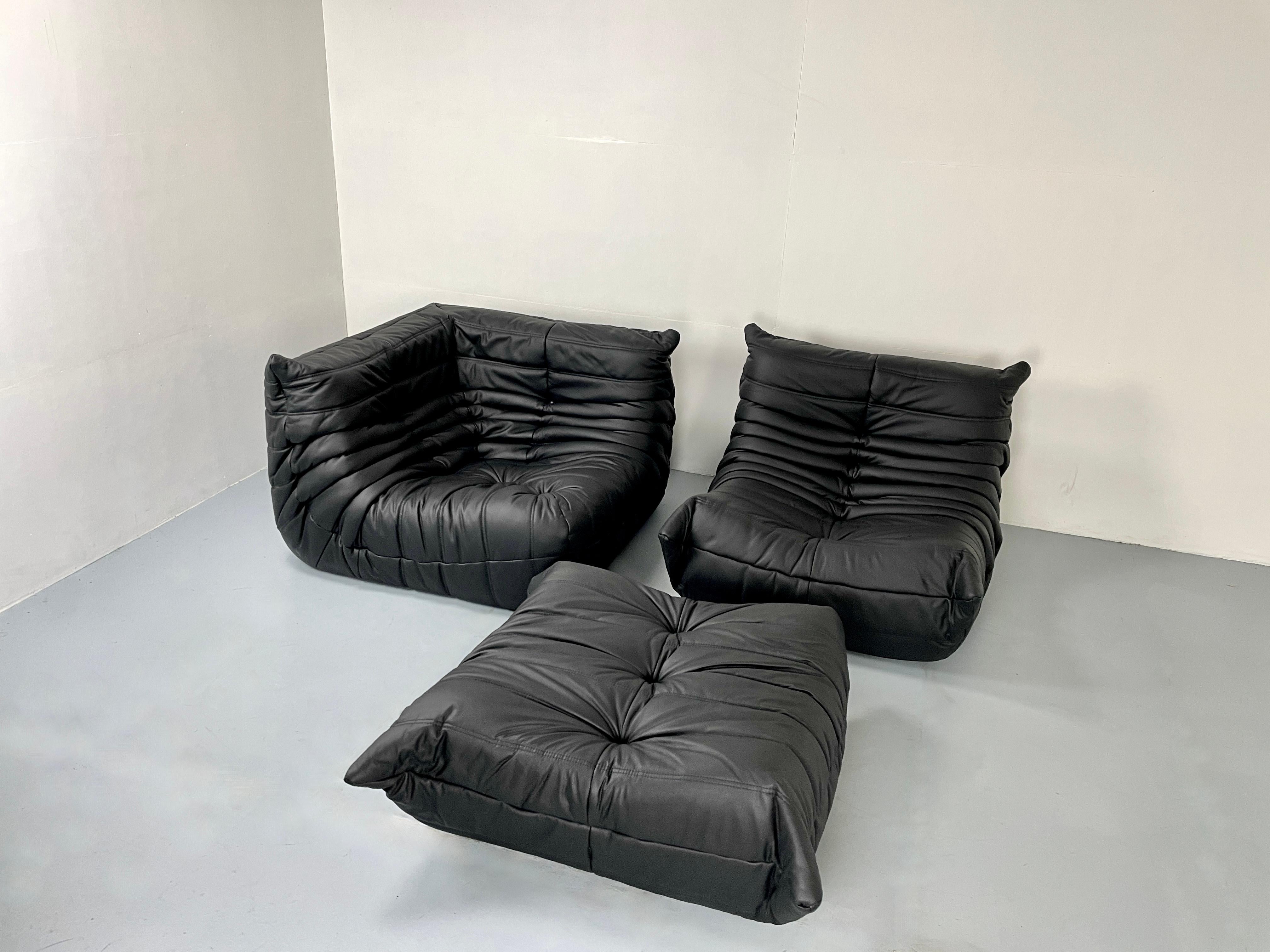 Post-Modern Original Black Leather Togo Sofa 5 Pieces by Michel Ducaroy for Ligne Roset