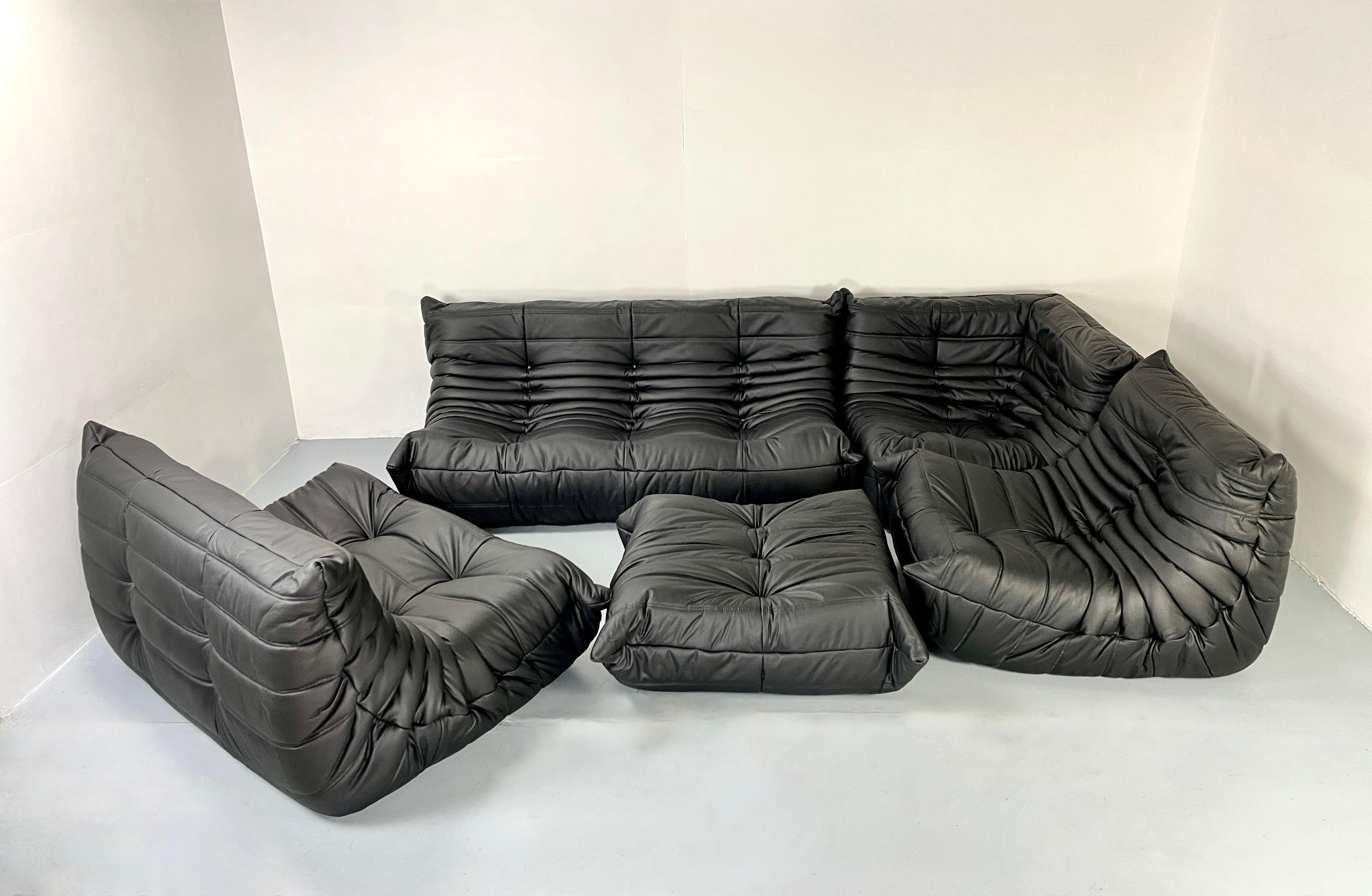 Original Black Leather Togo Sofa 5 Pieces by Michel Ducaroy for Ligne Roset