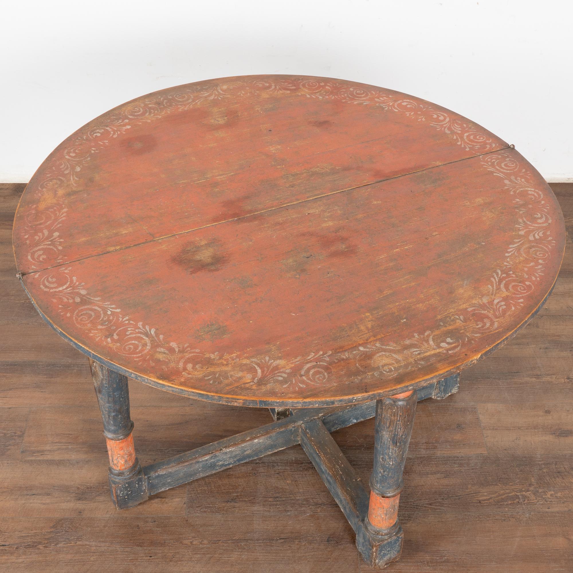 Swedish Original Blue and Red Painted Drop Leaf Table, Sweden circa 1840-60