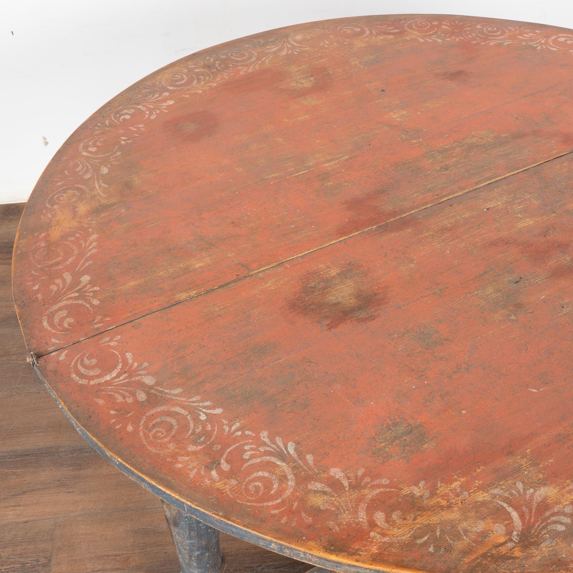 Original Blue and Red Painted Drop Leaf Table, Sweden circa 1840-60 In Fair Condition In Round Top, TX