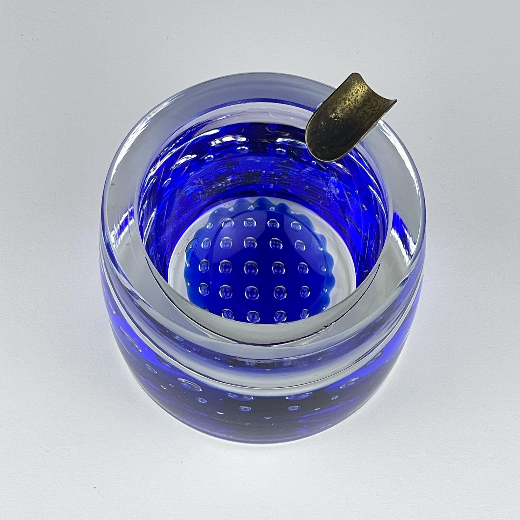 Posacenere originale in vetro di Murano blu, Italia, anni '1970 in vendita 6