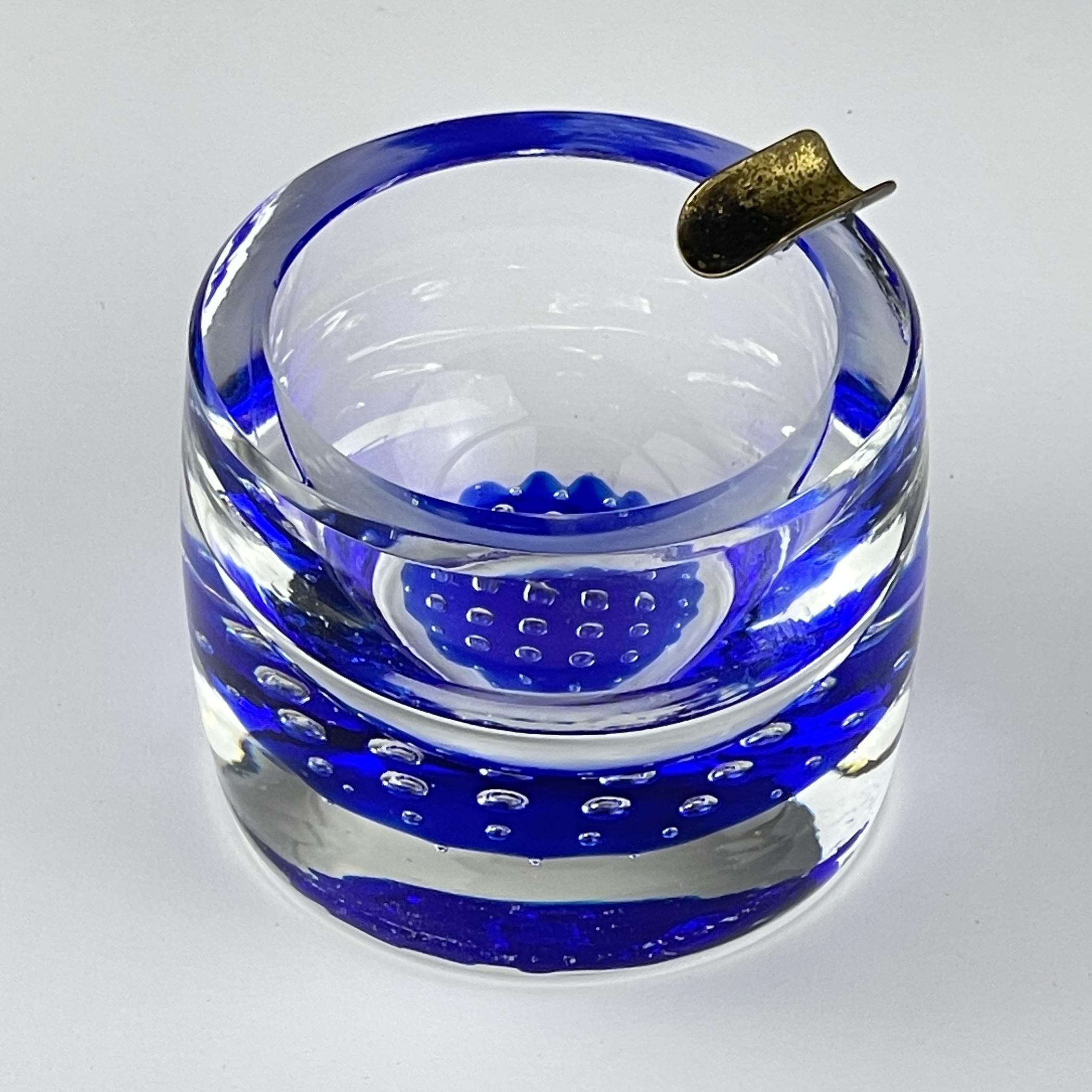 Italiano Posacenere originale in vetro di Murano blu, Italia, anni '1970 in vendita